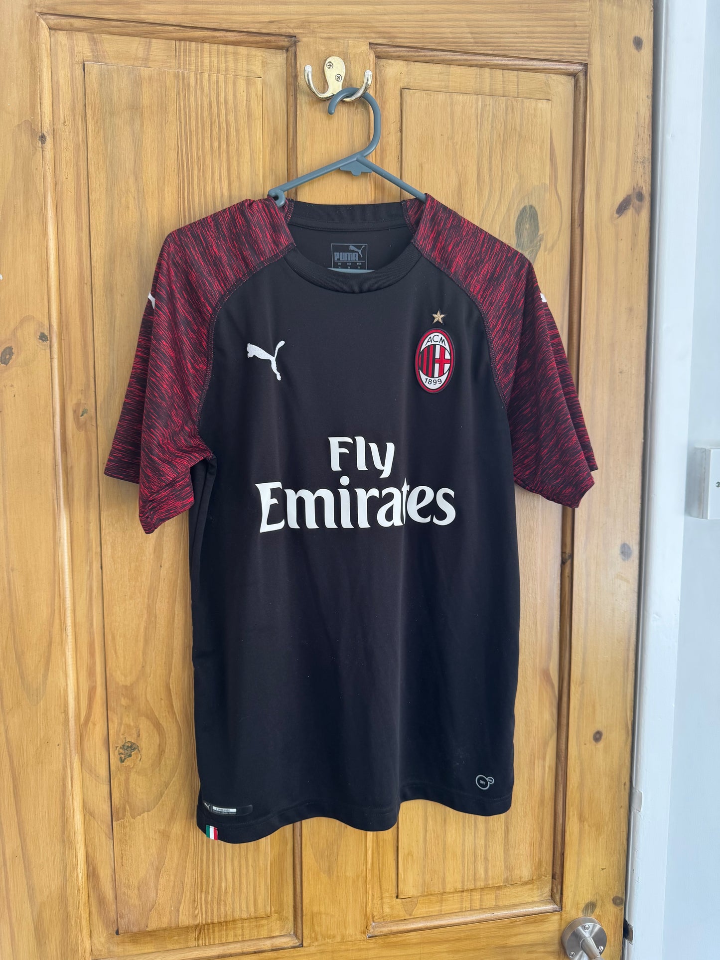 AC Milan Football Shirt - 2018 / 2019 - Third - Medium