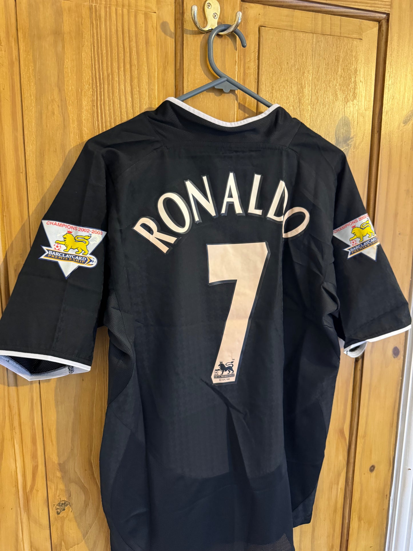 Manchester United Football Shirt - 2003 / 2004 - Away - Small - #7 Cristiano Ronaldo
