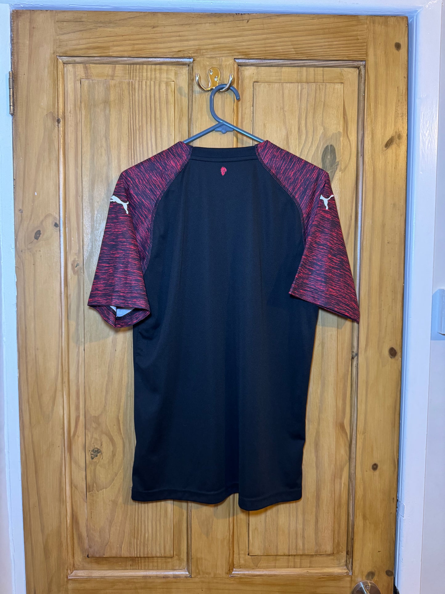 AC Milan Football Shirt - 2018 / 2019 - Third - Small