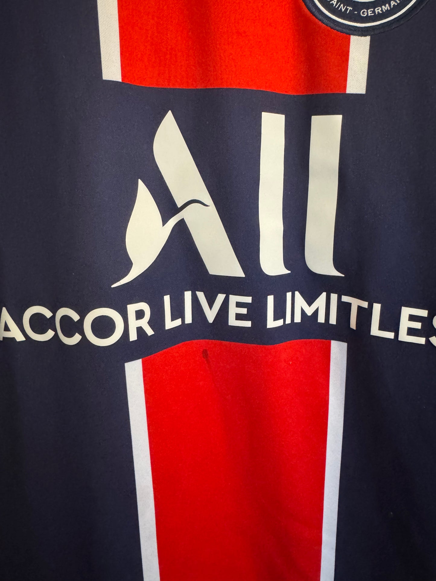 PSG Football Shirt - Paris Saint Germain - 2020 / 2021 - Home - Small - #7 Mbappe