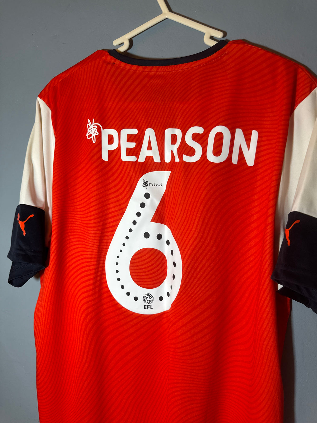 Luton Town Football Shirt - 2019 / 2020 - Home.- XL - #6 Matty Pearson