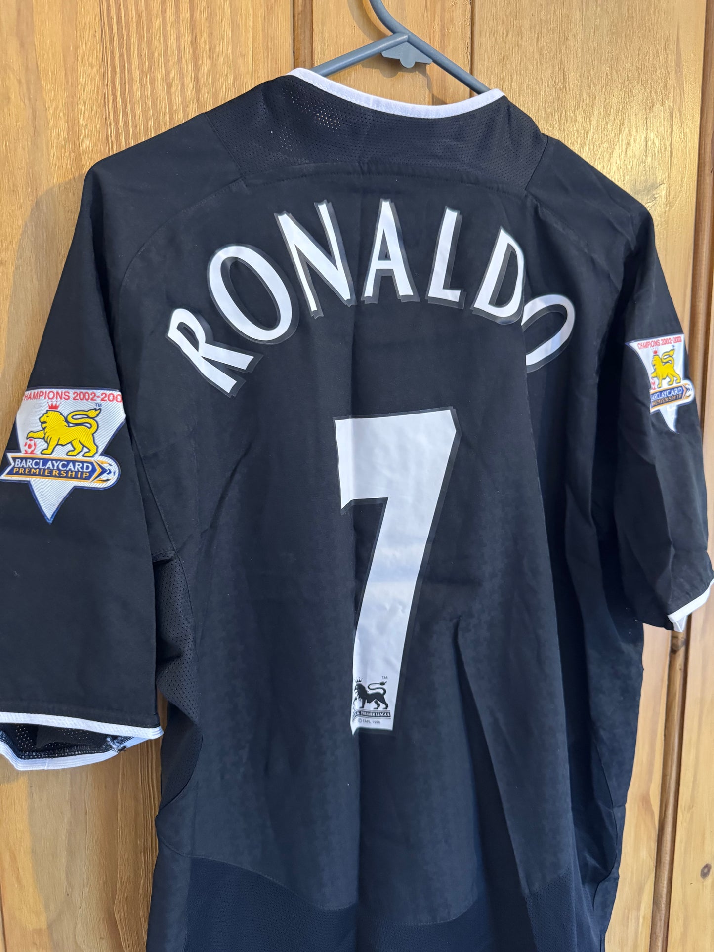 Manchester United Football Shirt - 2003 / 2004 - Away - Small - #7 Cristiano Ronaldo