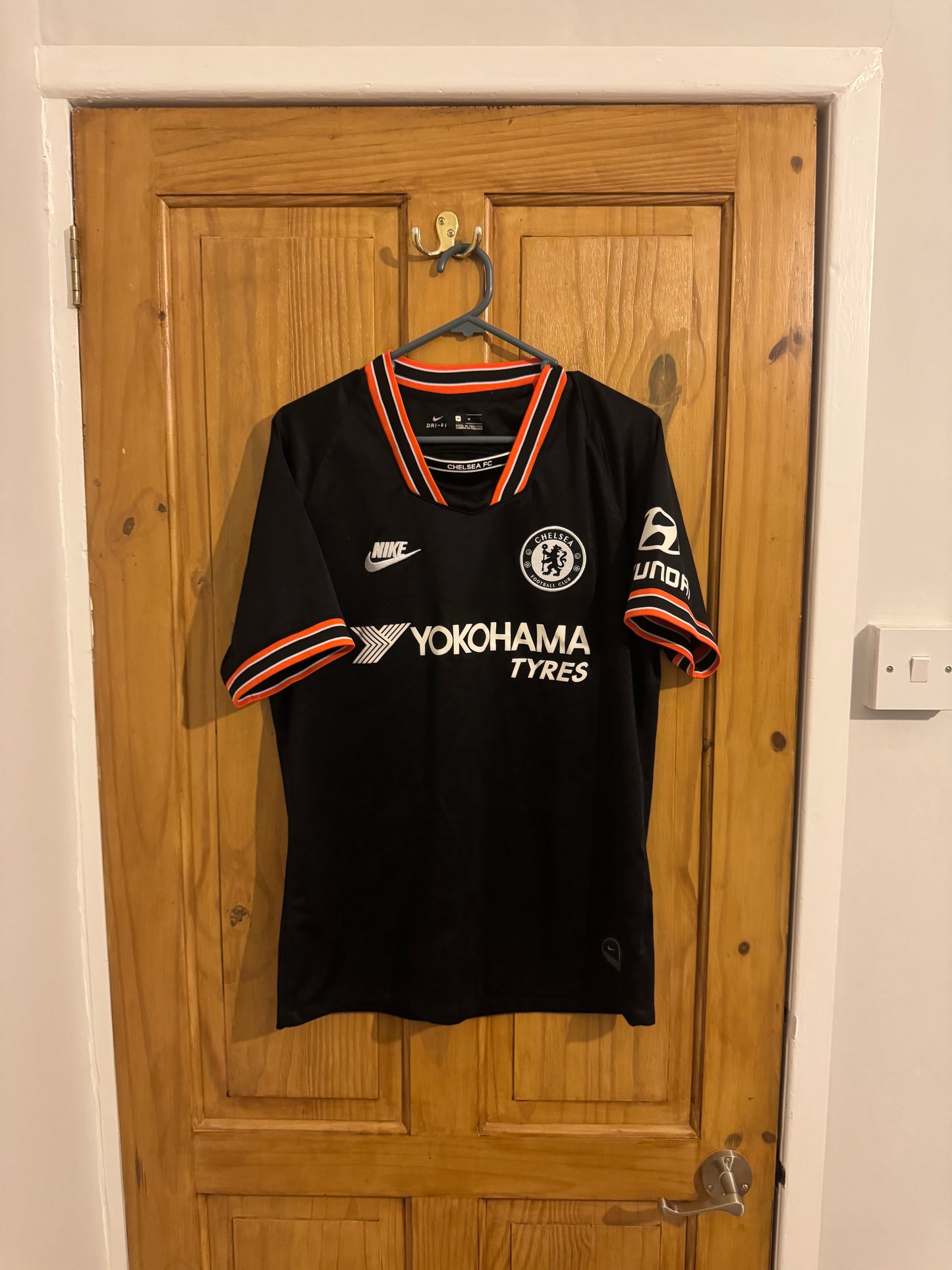 Chelsea Football Shirt - 2019 / 2020 - Third - Small