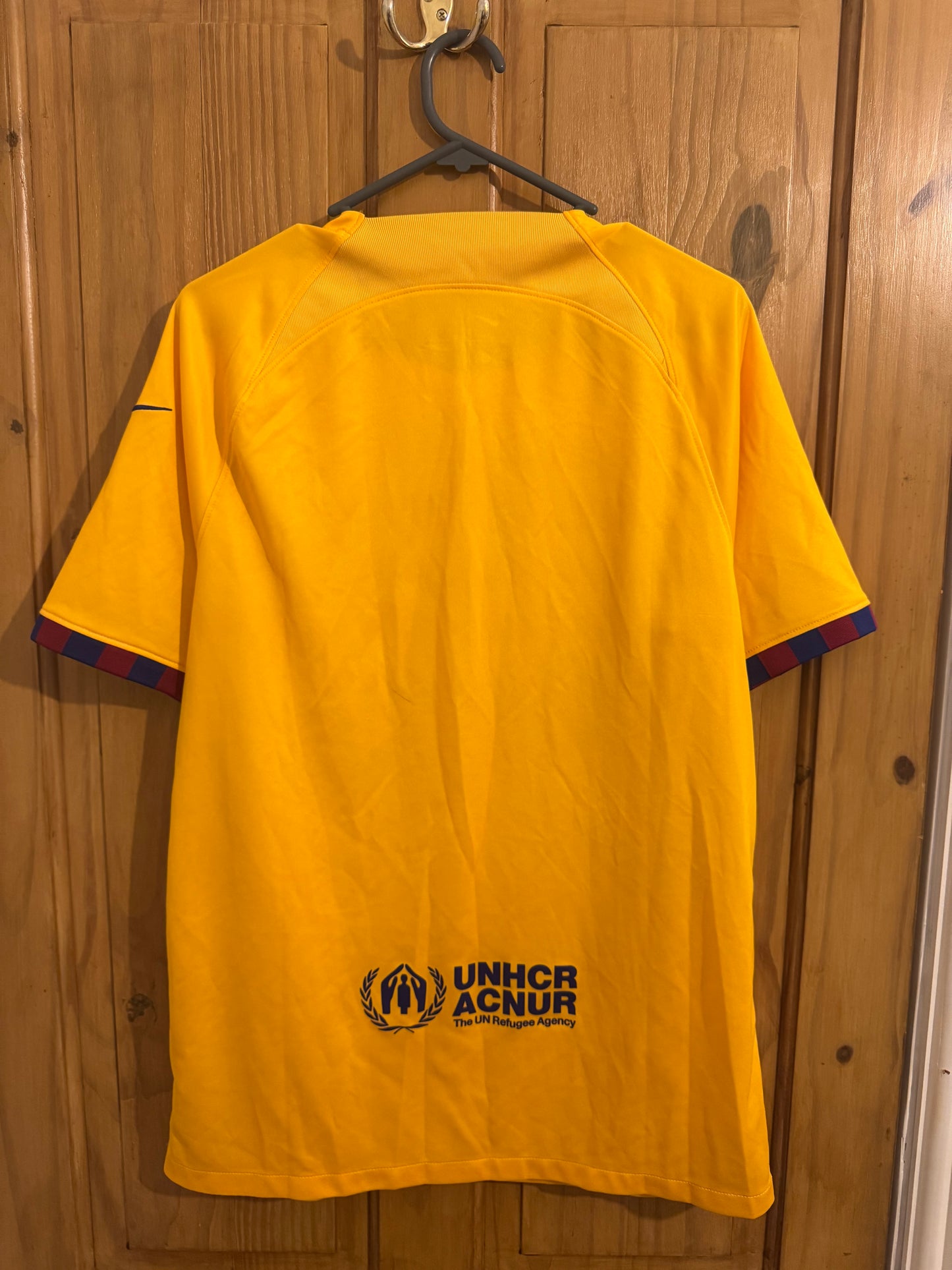 Barcelona Football Shirt - 2022 / 2023 - Fourth - Medium