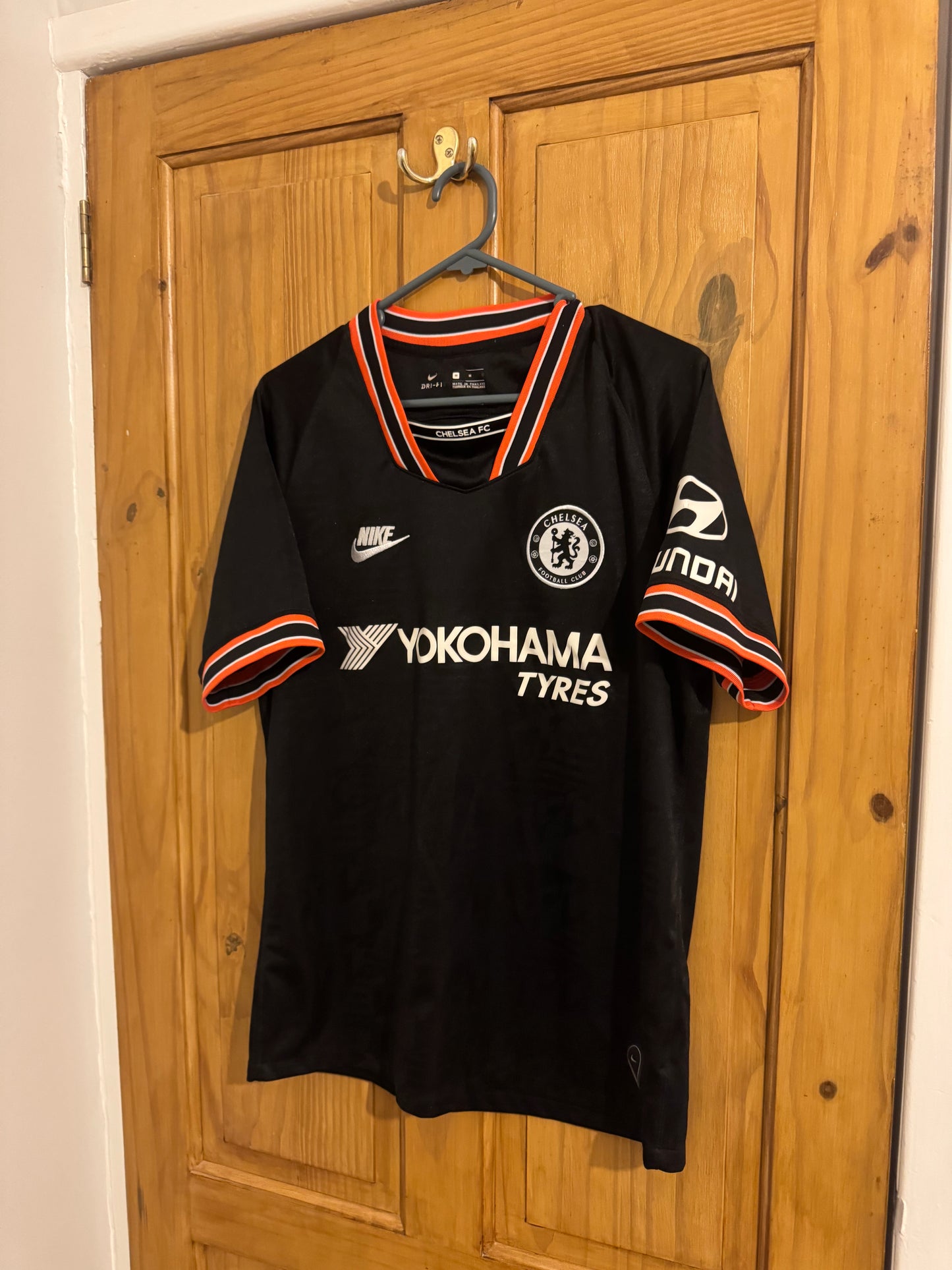 Chelsea Football Shirt - 2019 / 2020 - Third - Small