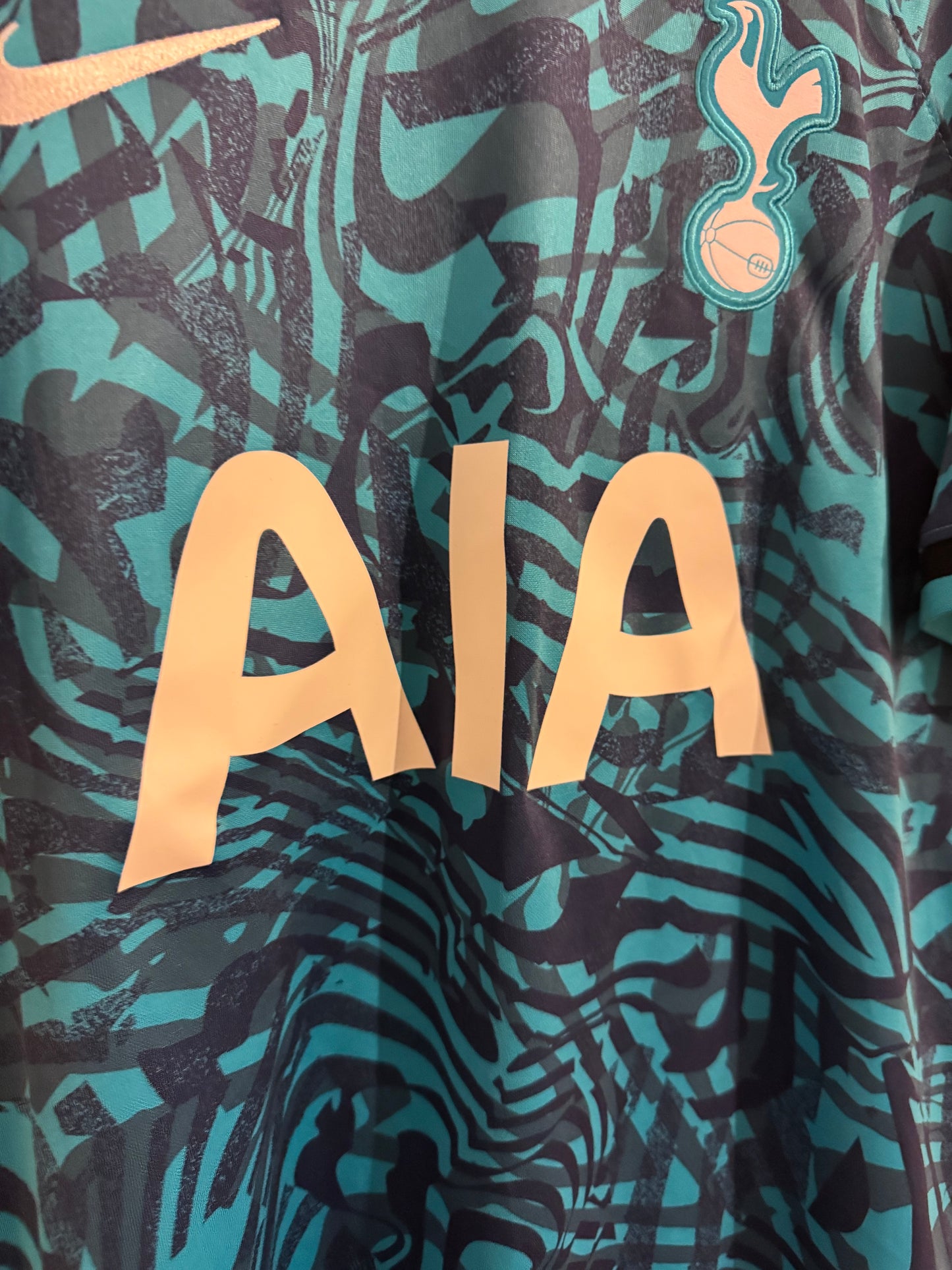 Tottenham Hotspur Football Shirt - 2022 / 2023 - Third - Large - #7 Son