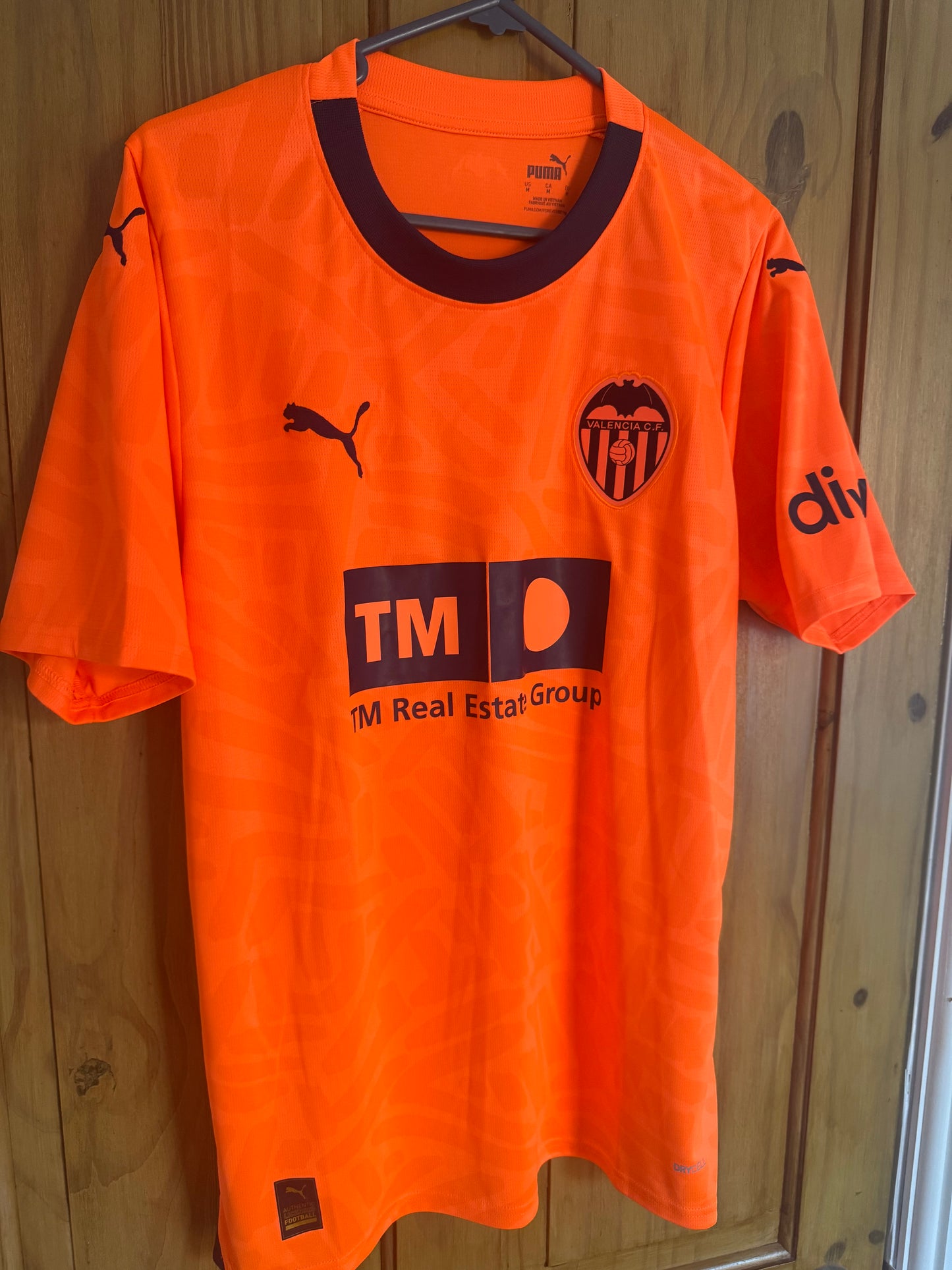 Valencia Football Shirt - 2023 / 2024 - Third - Medium