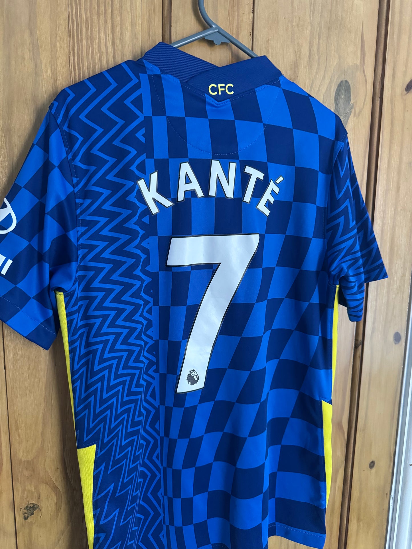 Chelsea Football Shirt - 2021 / 2022 - Home - Medium - #7 N’Golo Kante