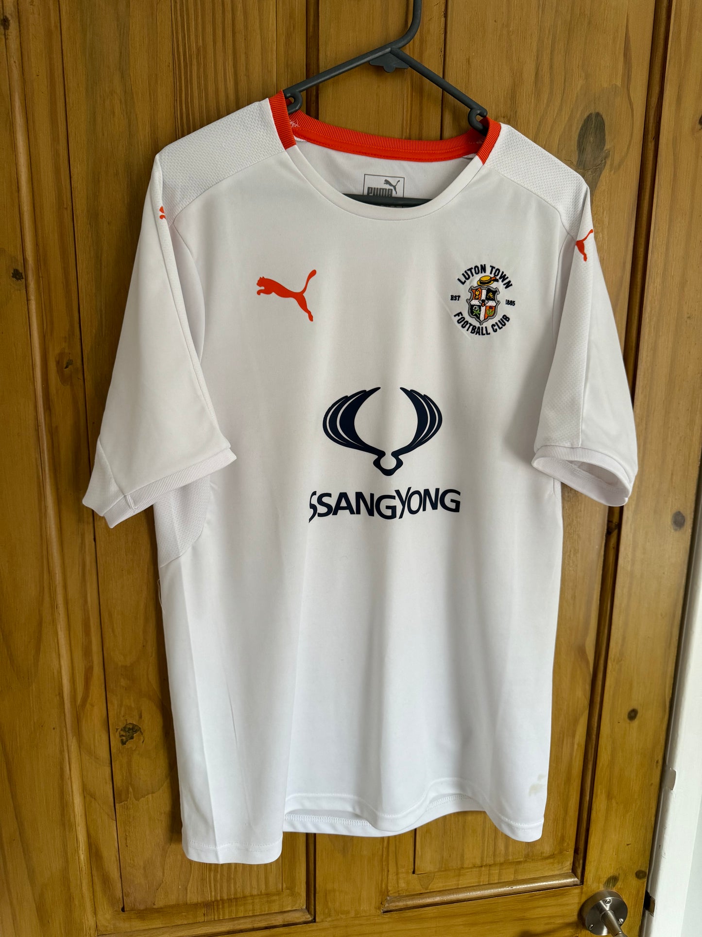 Luton Town Football Shirt - 2016 / 2017 - Away - Medium