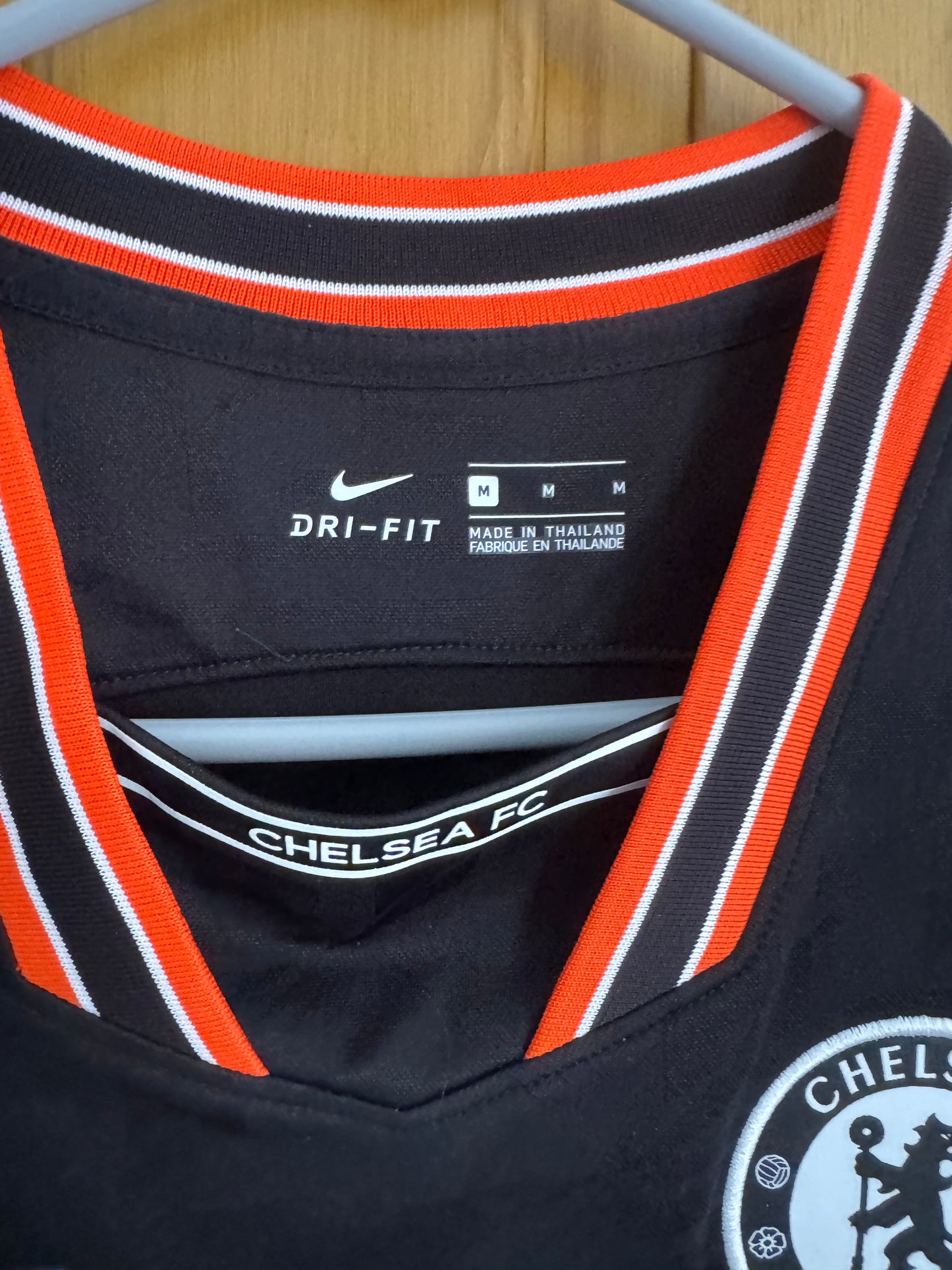 Chelsea Football Shirt - 2019 / 2020 - Third - Medium - #19 Mason Mount