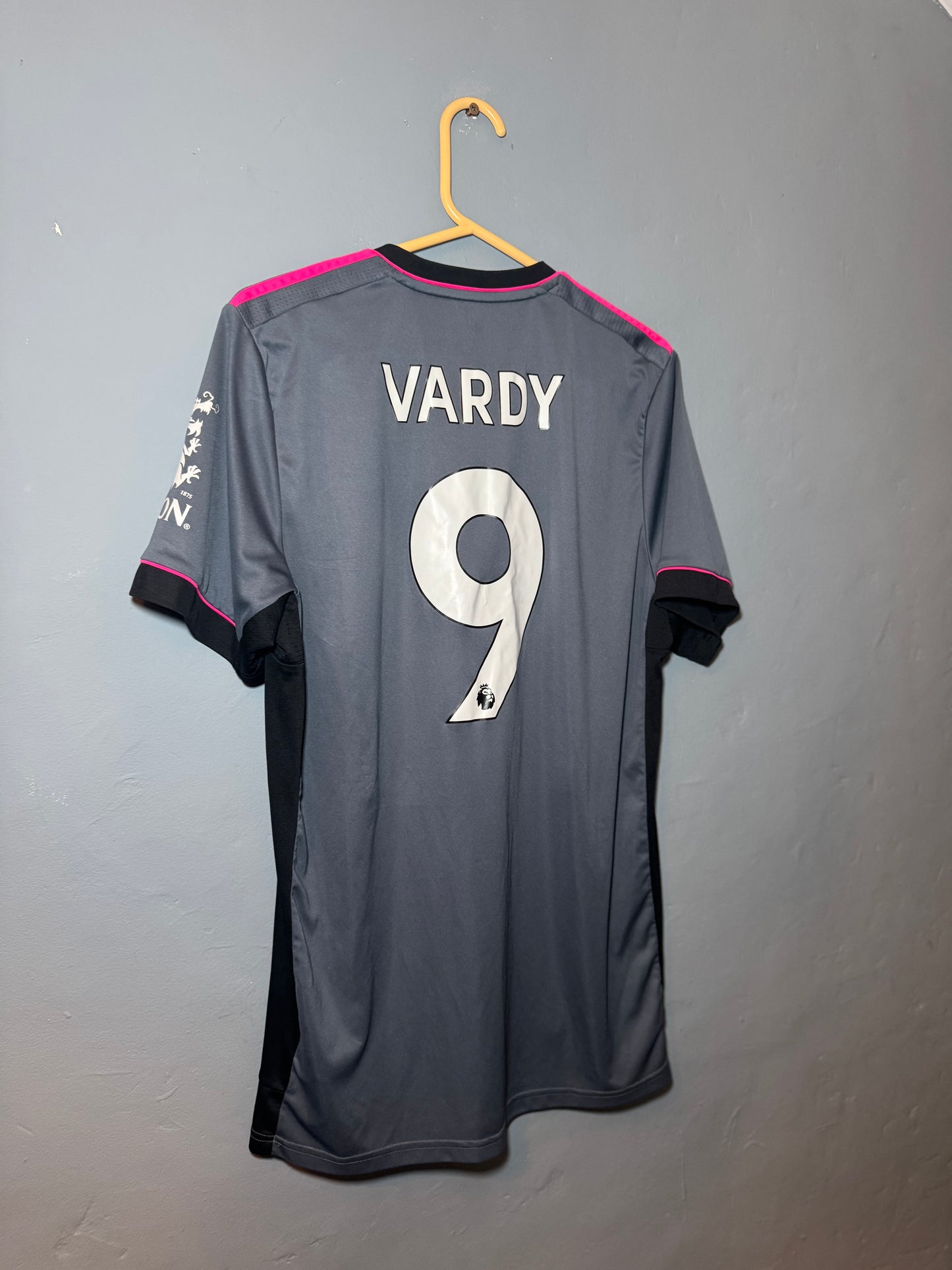 Leicester City Football Shirt - 2021 / 2022 - Third - Large - #9 Jamie Vardy