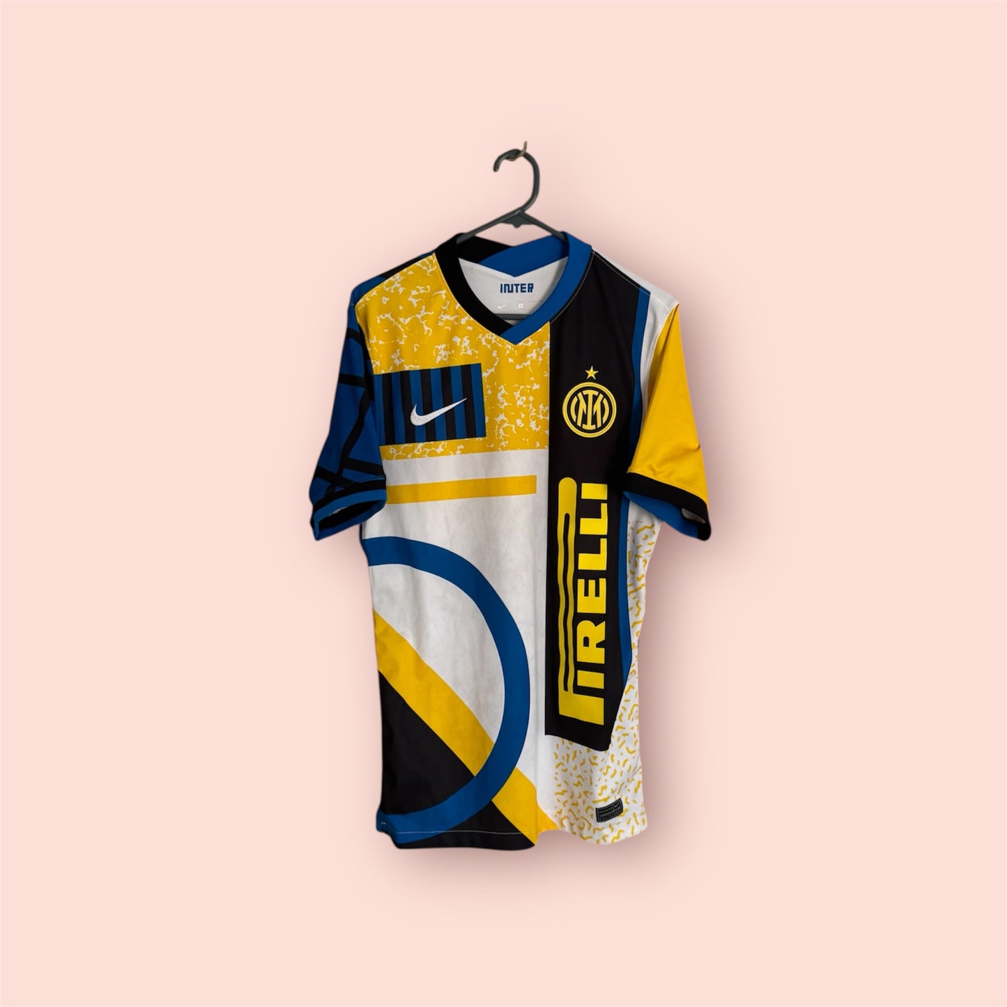 Inter Milan Football Shirt - 2020 / 2021 - Fourth - Small