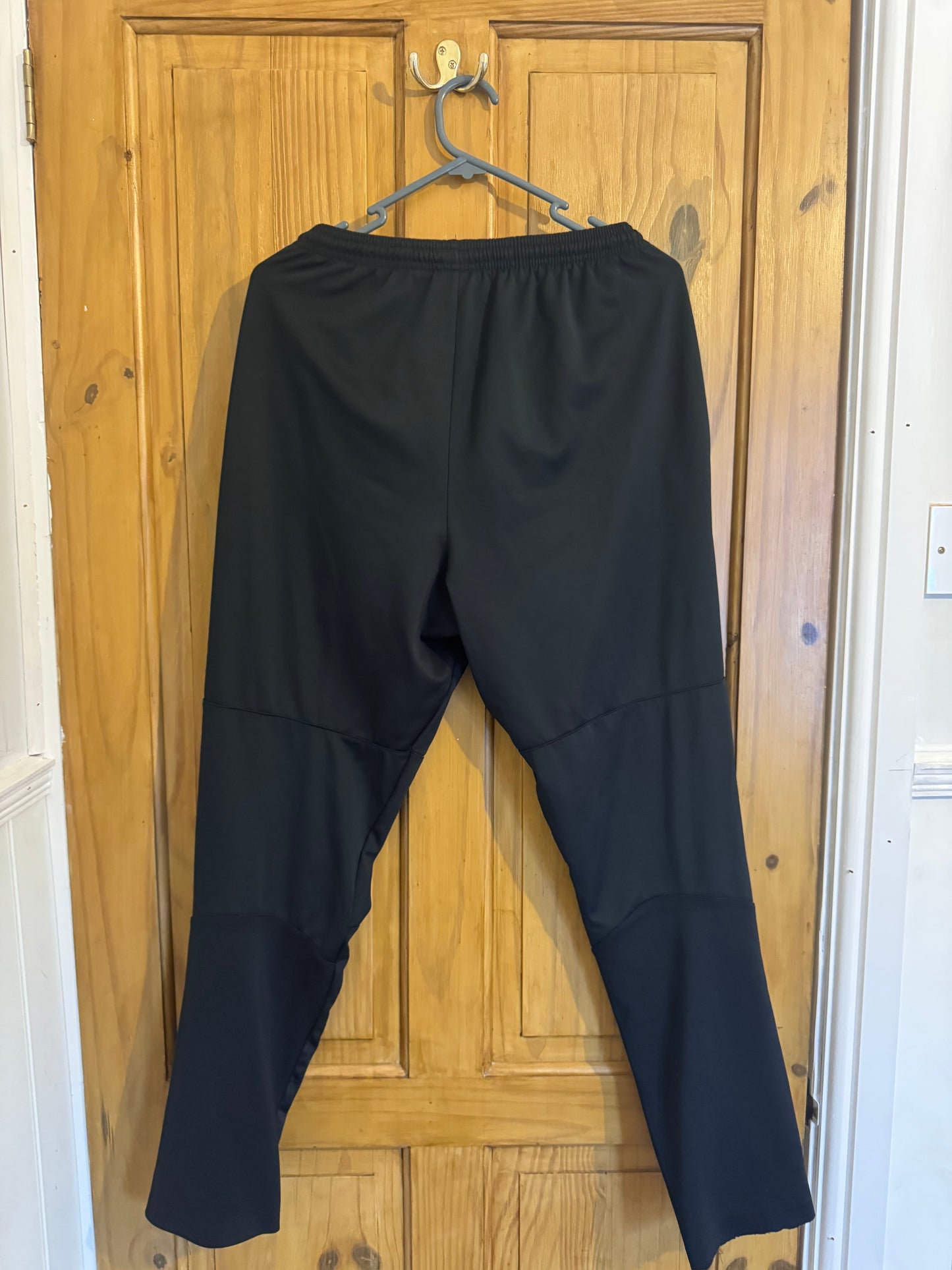 Brighton & Hove Albion Tracksuit Bottoms - 2020 / 2021 / 2022 - Medium