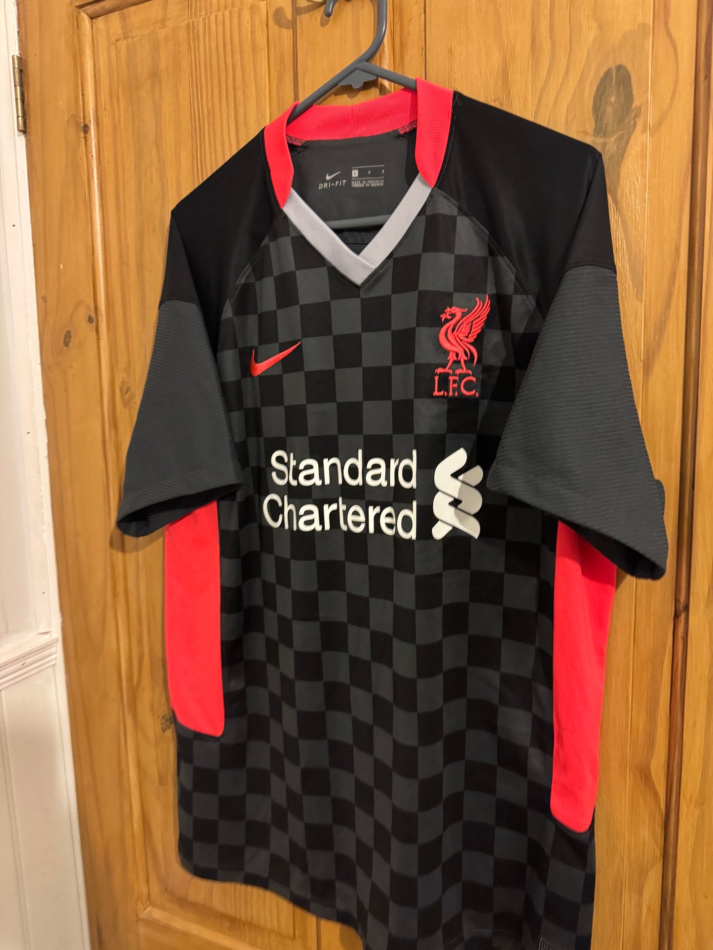 Liverpool Football Shirt - 2020 / 2021 - Third - Large