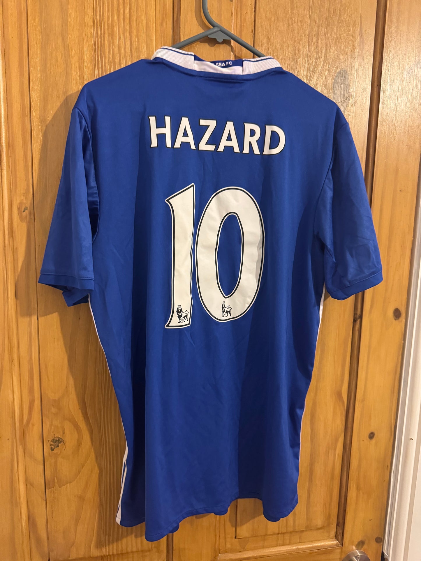 Chelsea Football Shirt - 2016 / 2017 - Home - Large - #10 Eden Hazard