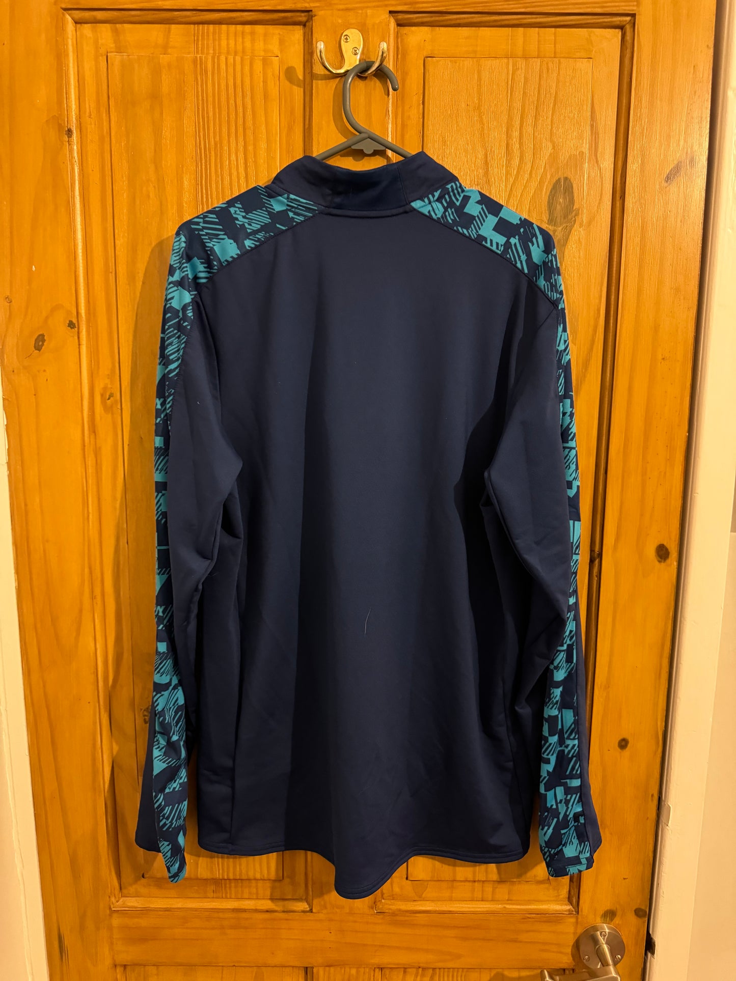 Heart Of Midlothian FC - Hearts Football Shirt - 2022 / 2023 - 1/4 Zip - Large