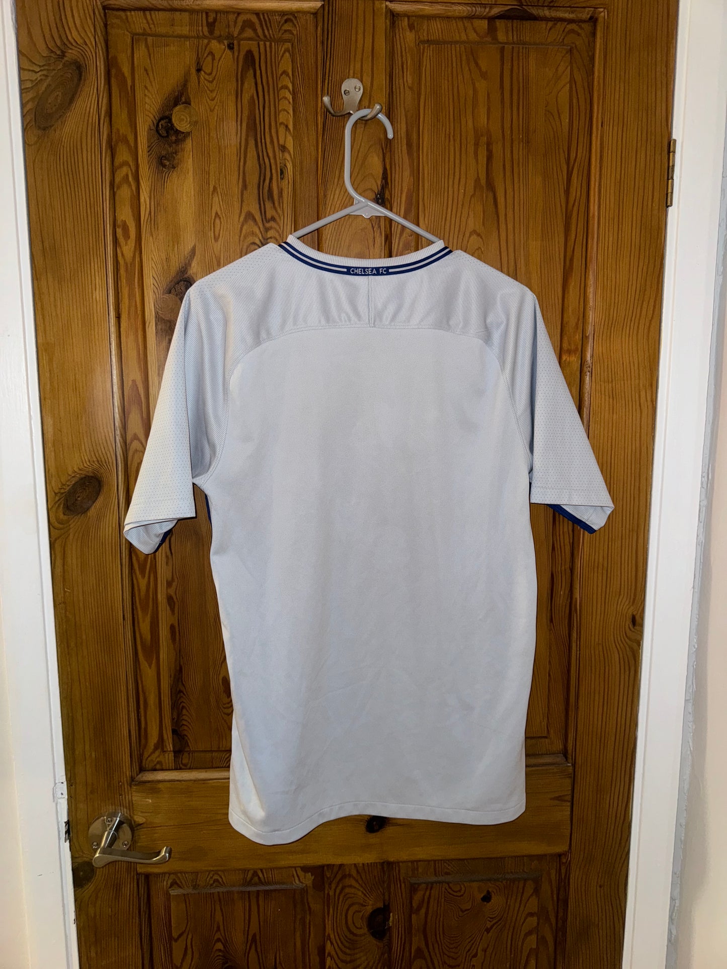 Chelsea Football Shirt - 2017 / 2018 - Away - Medium - Rare