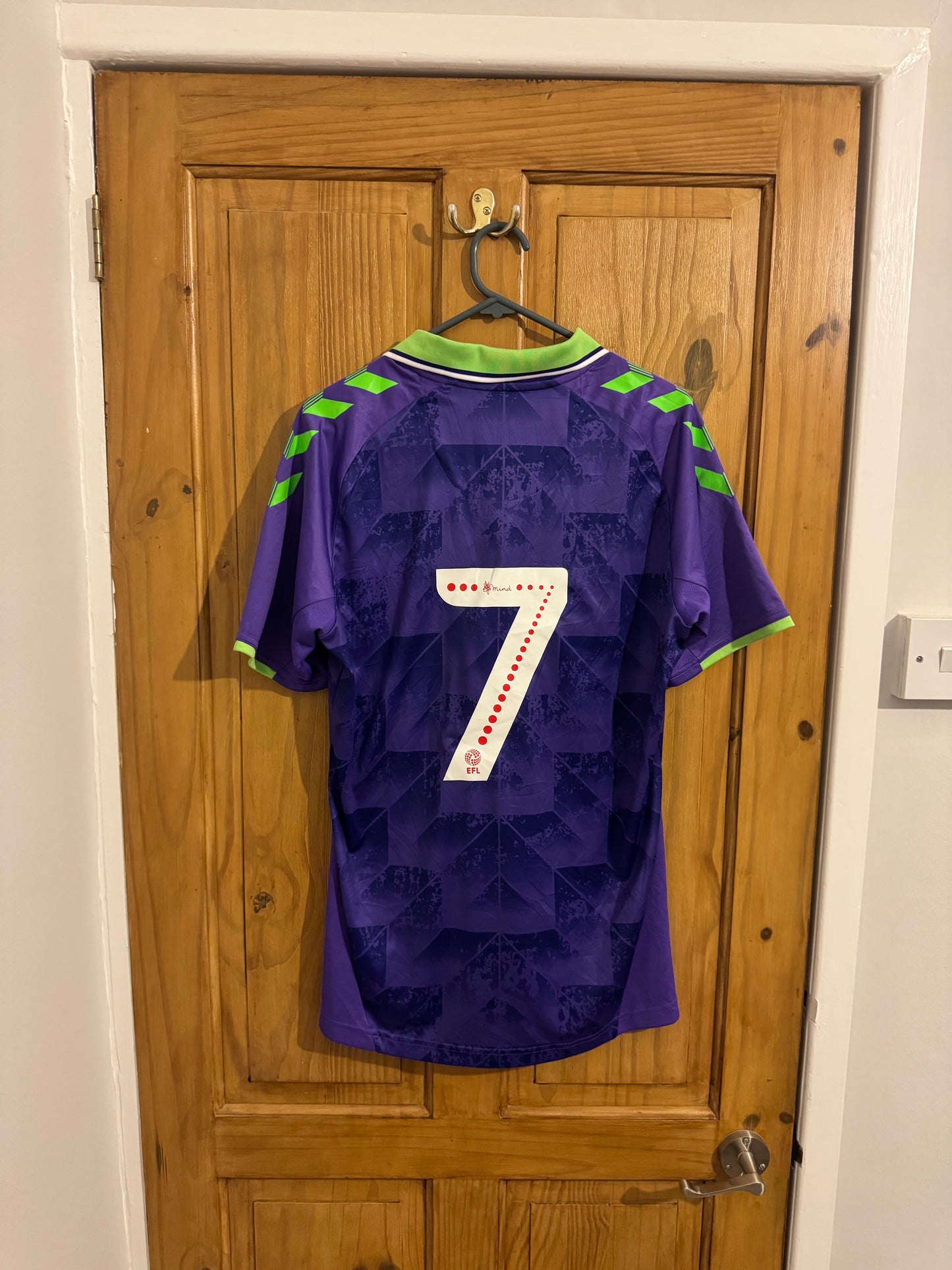 Bristol City Football Shirt - 2020 / 2021 - Away - Medium - #7