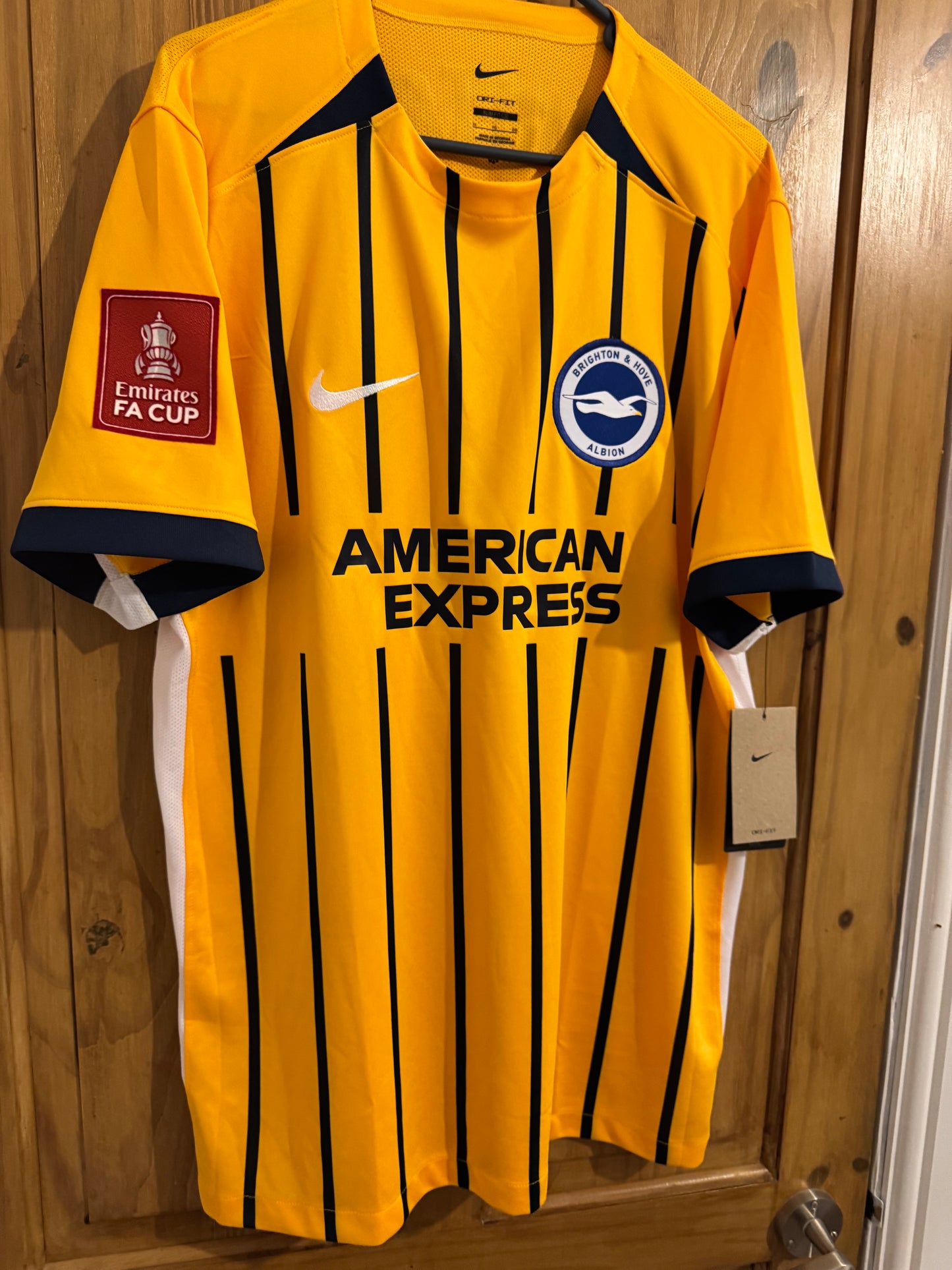 Brighton & Hove Albion Football Shirt - 2024 / 2025 - Away - XL - #17 Yankuba Minteh