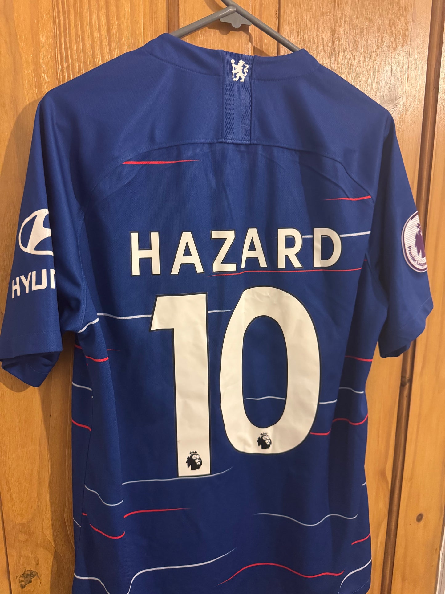 Chelsea Football Shirt - 2018 / 2019 - Home - Medium - #10 Eden Hazard