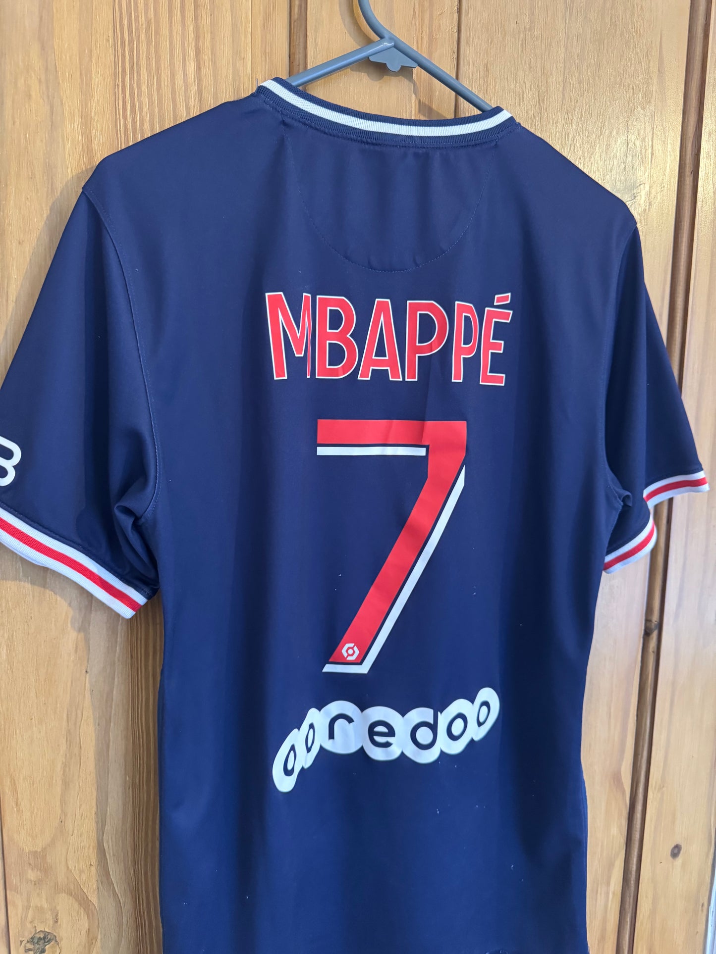 PSG Football Shirt - Paris Saint Germain - 2020 / 2021 - Home - Small - #7 Mbappe