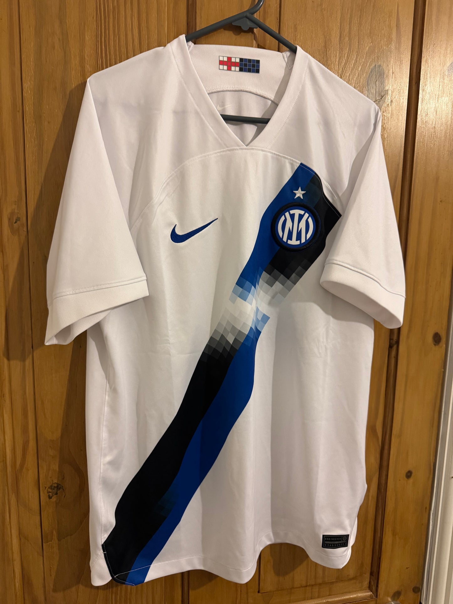 Inter Milan Football Shirt - 2023 / 2024 - Away - Medium