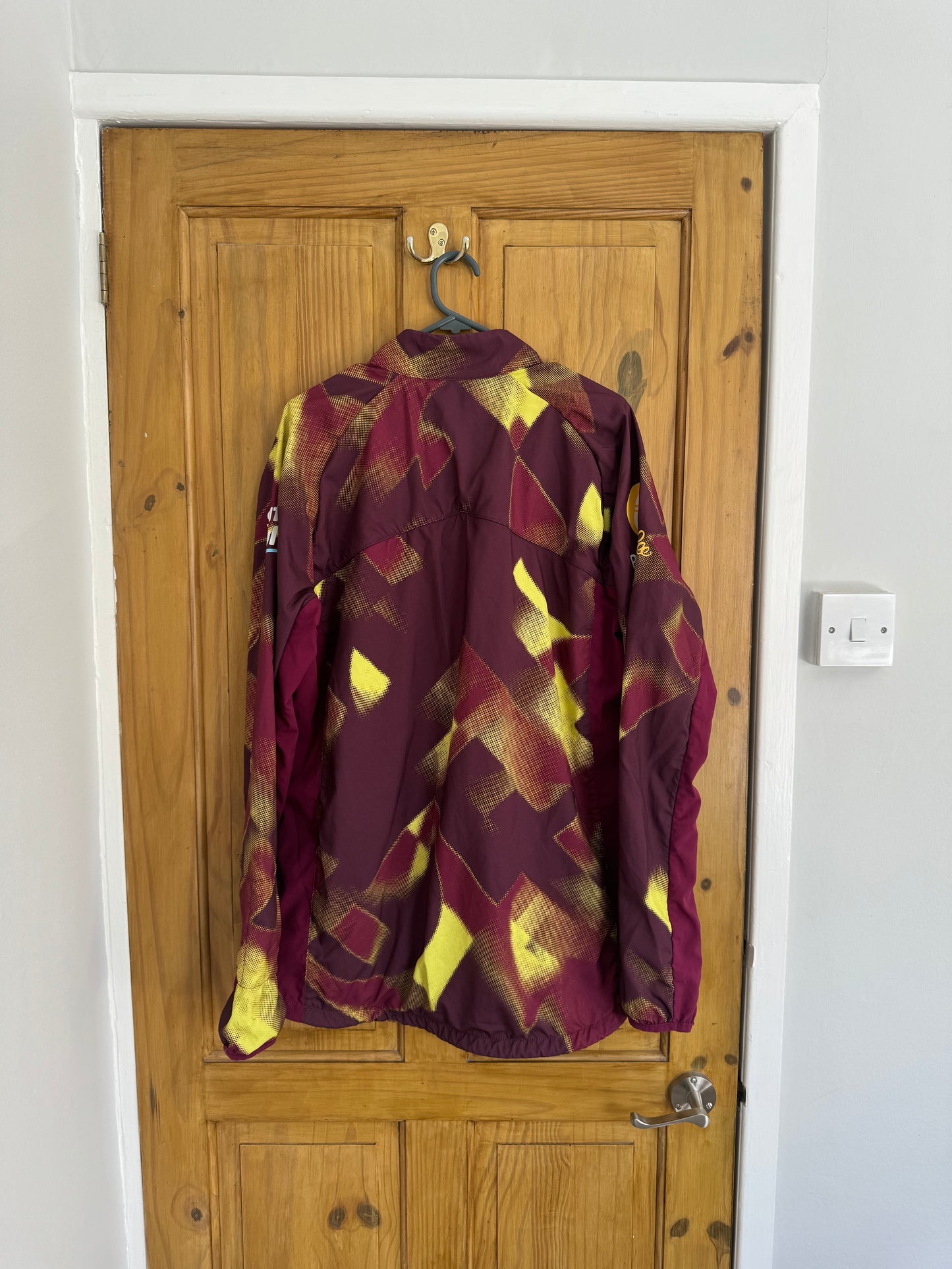 Brentford Football Top - 2022 / 2023 / 2024 Training Jacket - Player Issue 20 - Large