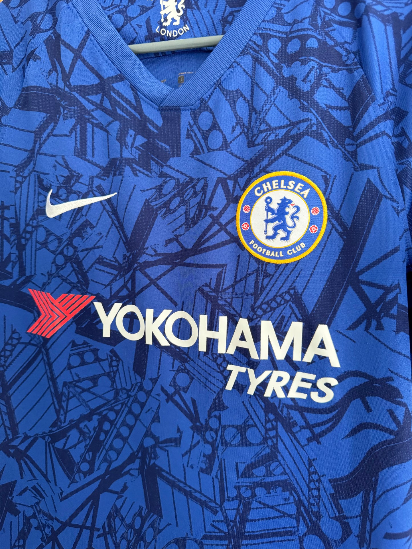 Chelsea Football Shirt - 2019 / 2020 - Home - Small