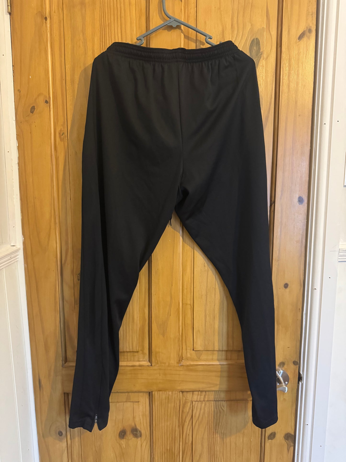 Brighton & Hove Albion Tracksuit Bottoms - 2019 / 2020 / 2021 - Large
