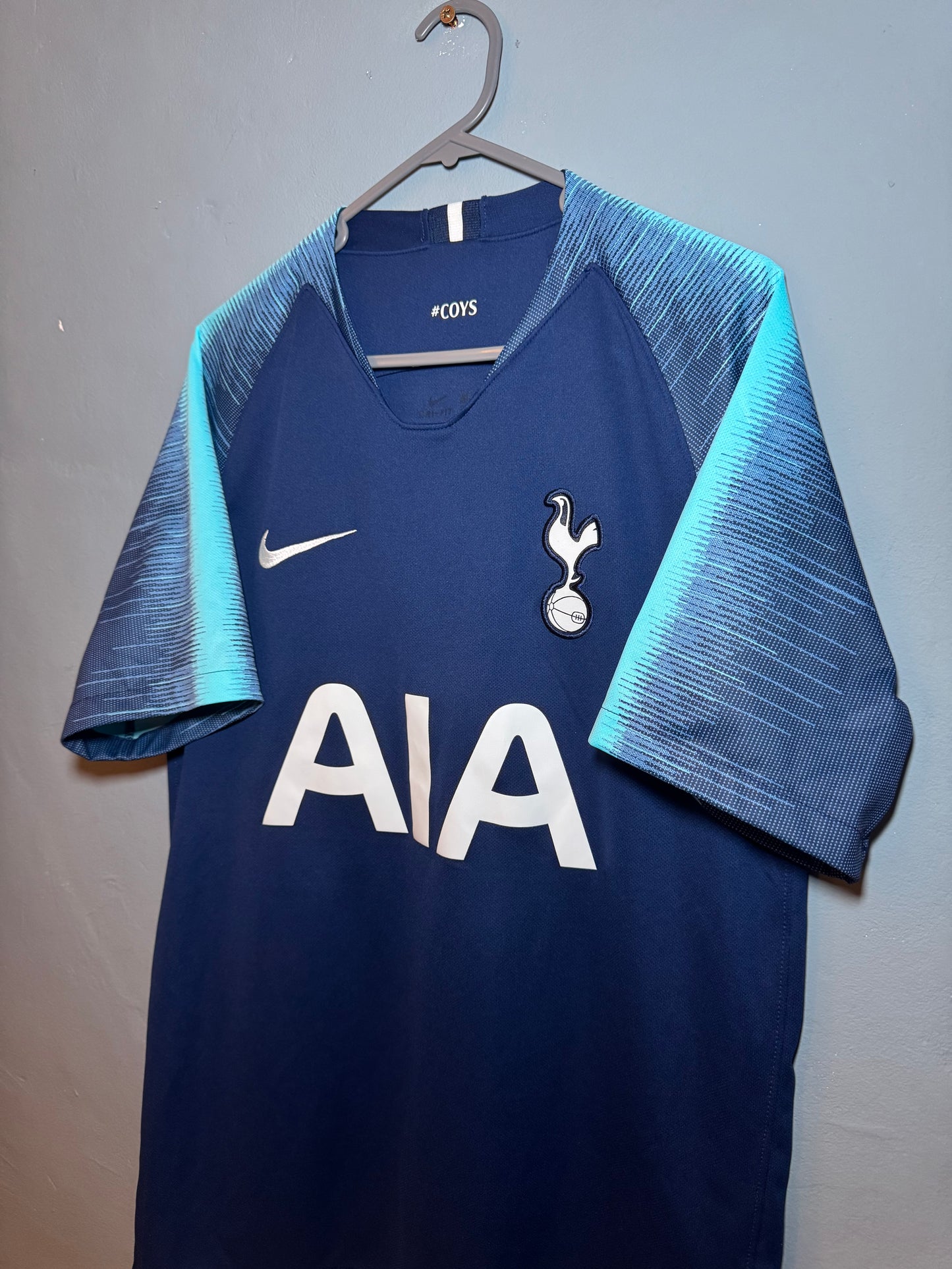 Tottenham Hotspur Football Shirt - 2018 / 2019 - Away - Medium - #4 Alderweireld