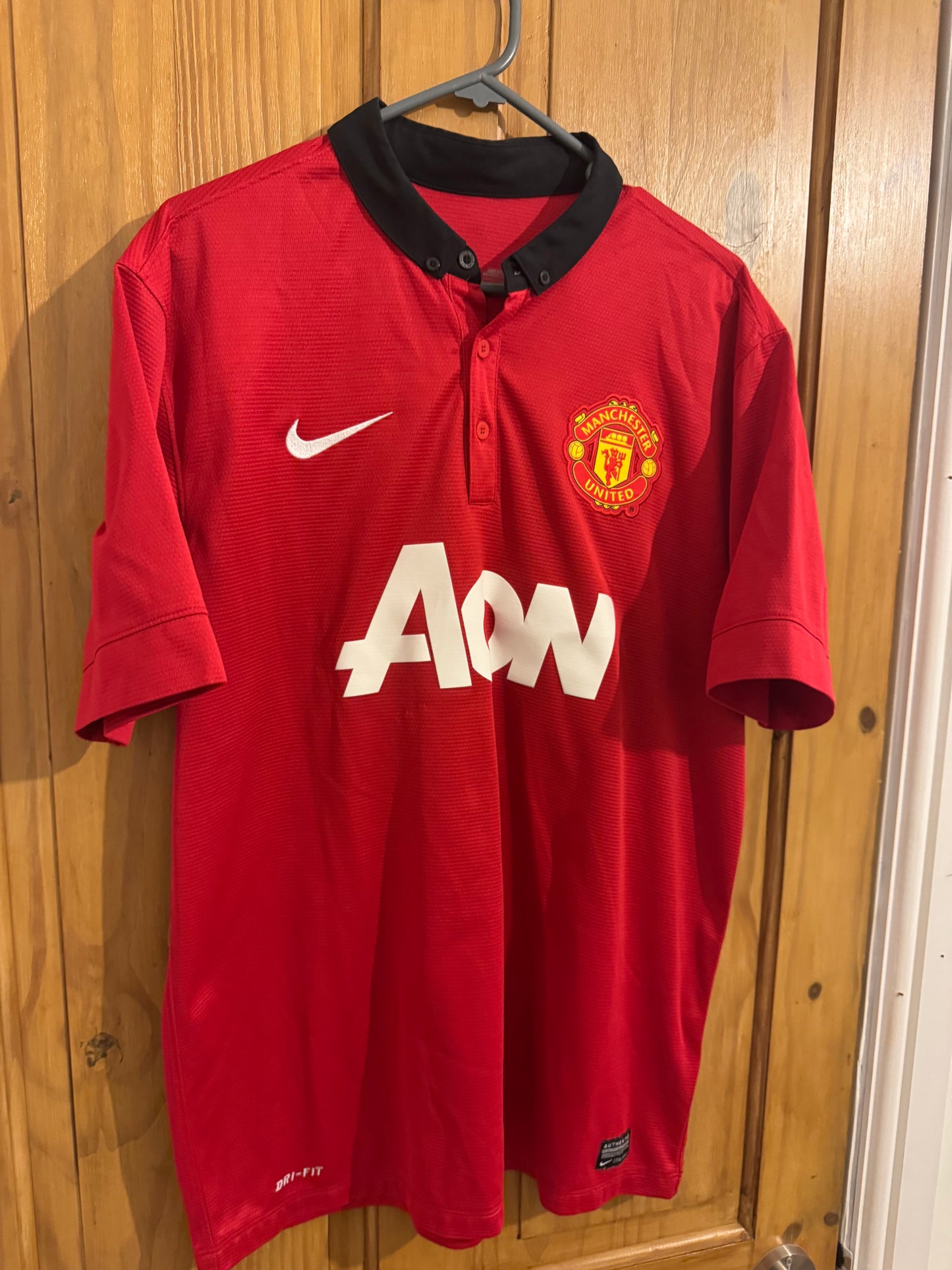 Manchester United Football Shirt - 2013 / 2014 - Home - Large - #20 van Persie