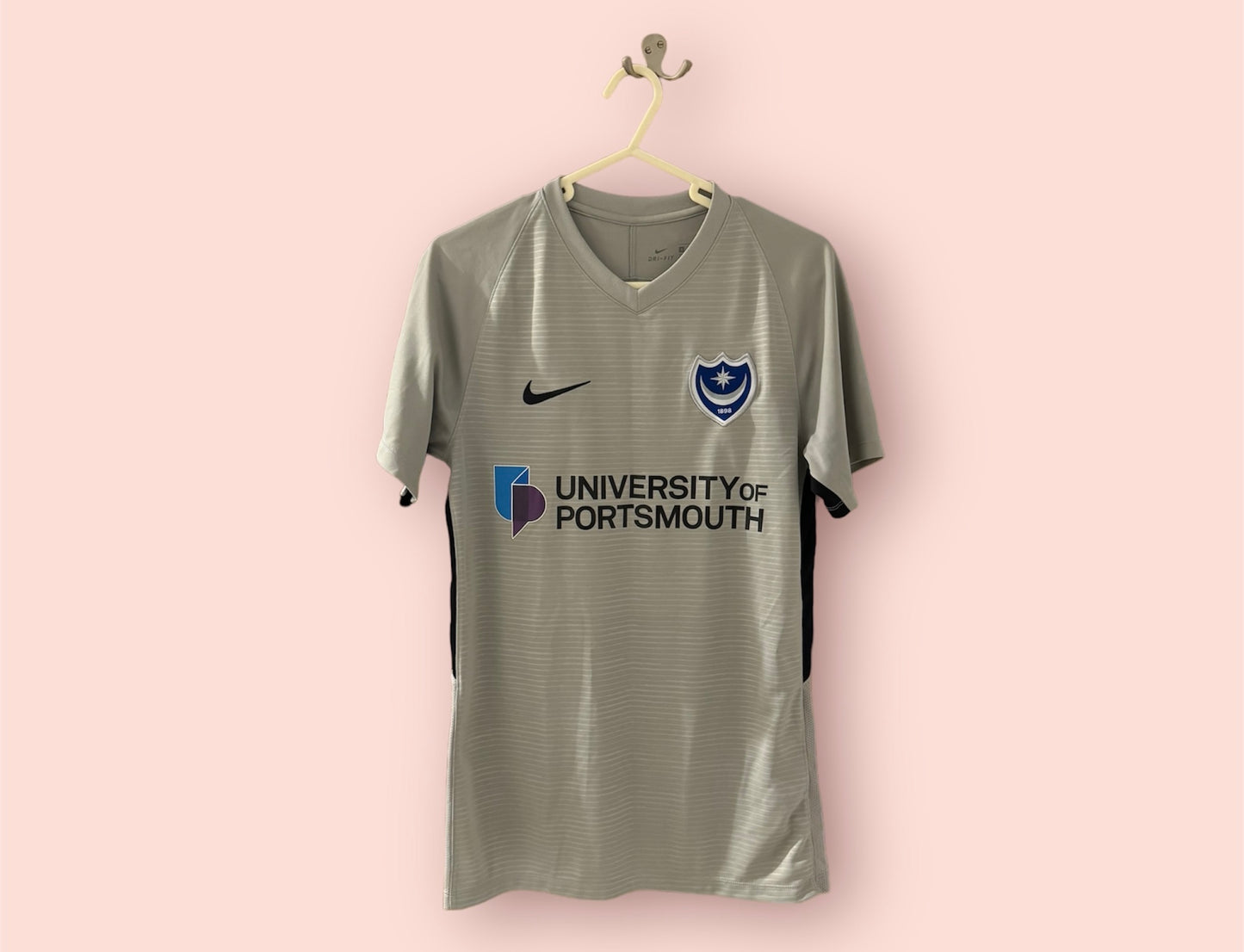 Portsmouth Football Shirt - 2019 / 2020 - Away - Small