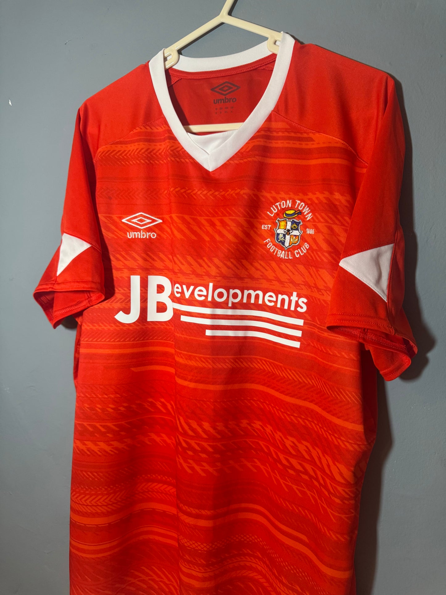 Luton Town Football Shirt - 2021 / 2022 - Home - XL