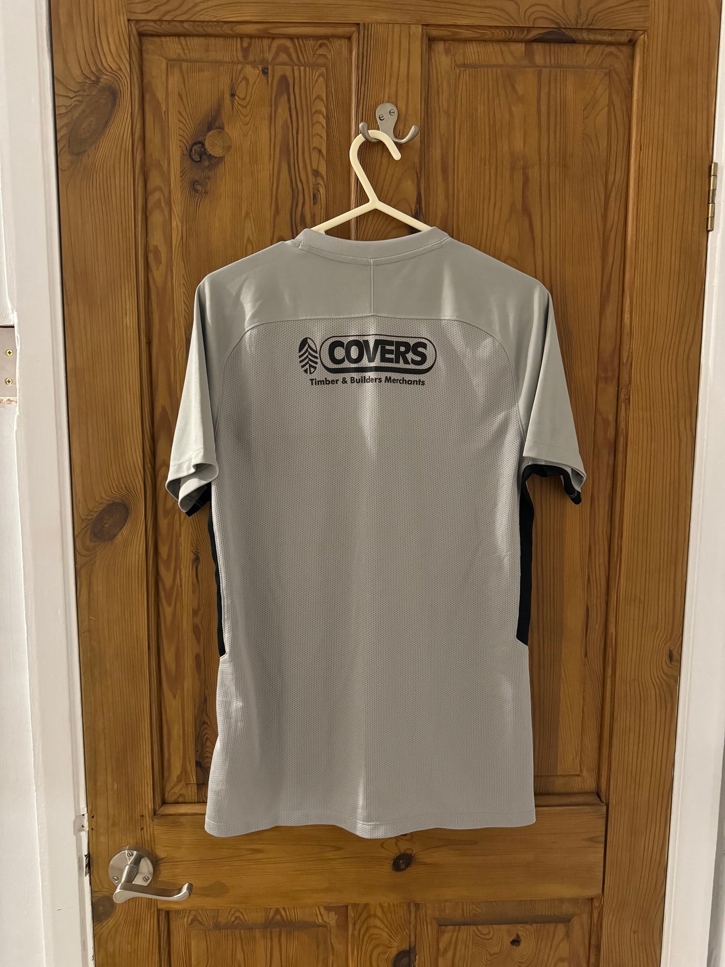 Portsmouth Football Shirt - 2019 / 2020 - Away - Small