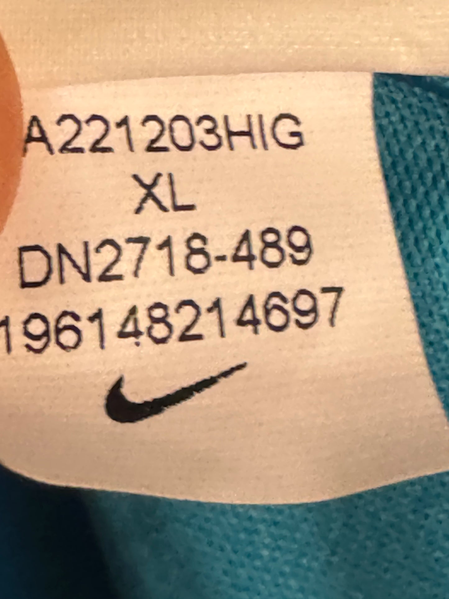 Tottenham Hotspur Football Shirt - 2022 / 2023 - Third - XL - #5 Hojbjerg