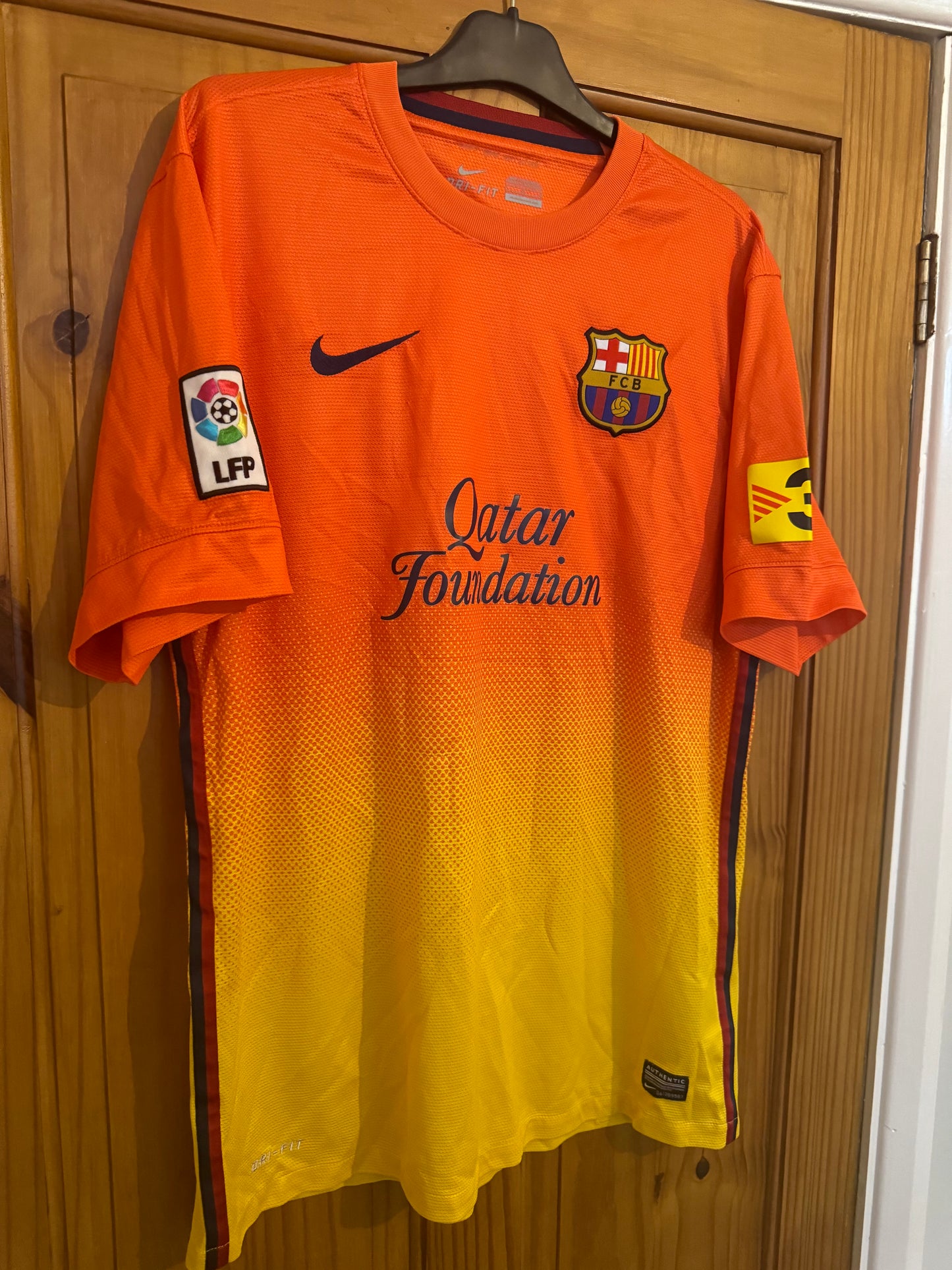 Barcelona Football Shirt - 2012 / 2013 - Away - Large