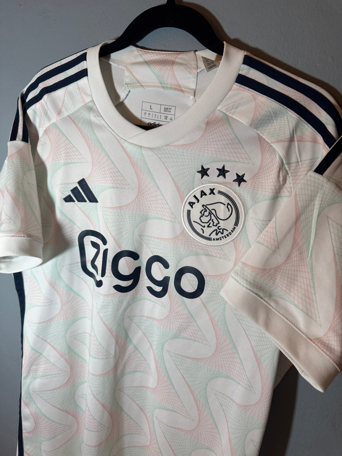 Ajax Football Shirt - 2023 / 2024 - Away - Large