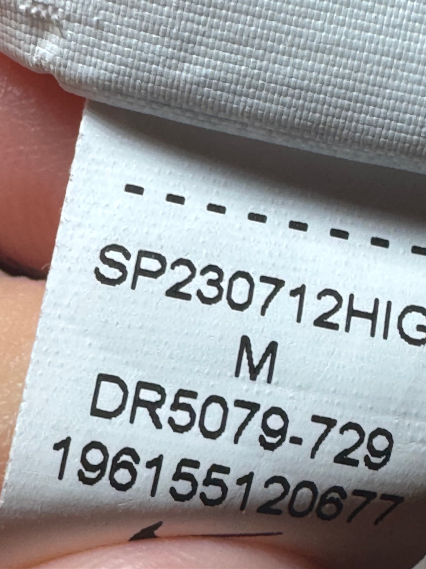 Barcelona Football Shirt - 2022 / 2023 / 2024 - Fourth - Medium