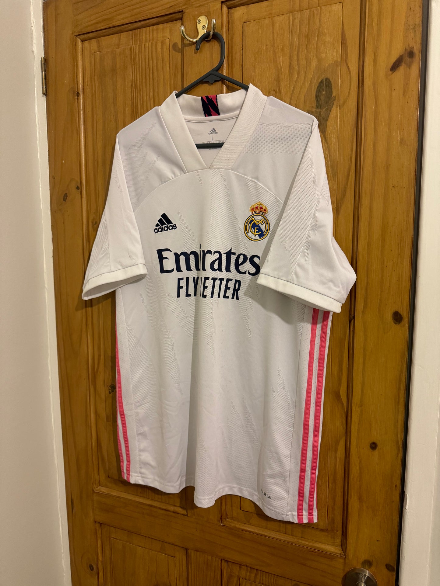Real Madrid Football Shirt - 2020 / 2021 - Home - Large