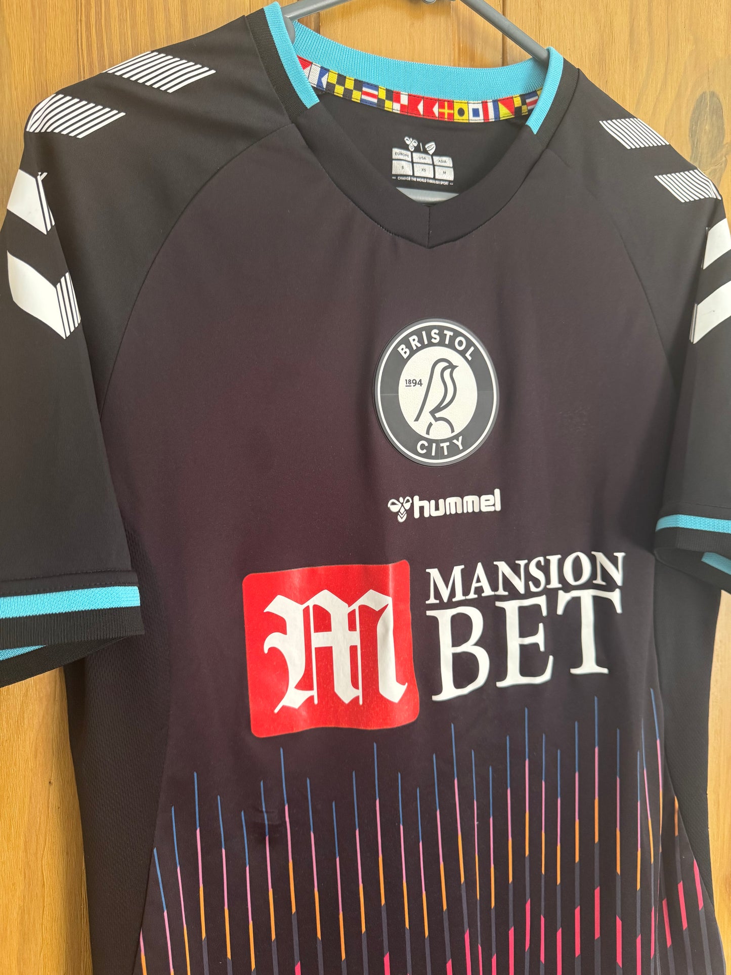 Bristol City Football Shirt - 2021 / 2022 - Away - Small - #9