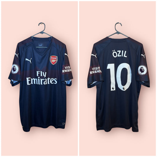 Arsenal Football Shirt - 2018 / 2019 - Away - XL - #10 Mesut Ozil
