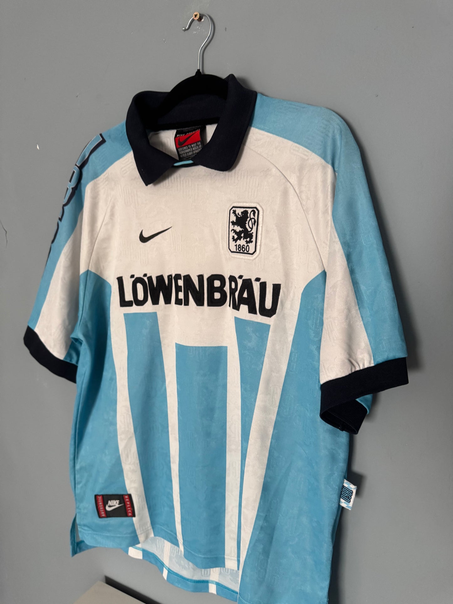 TSV 1860 Munich Munchen Football Shirt - 1996 / 1997 - Home - Large - Nike Löwenbräu