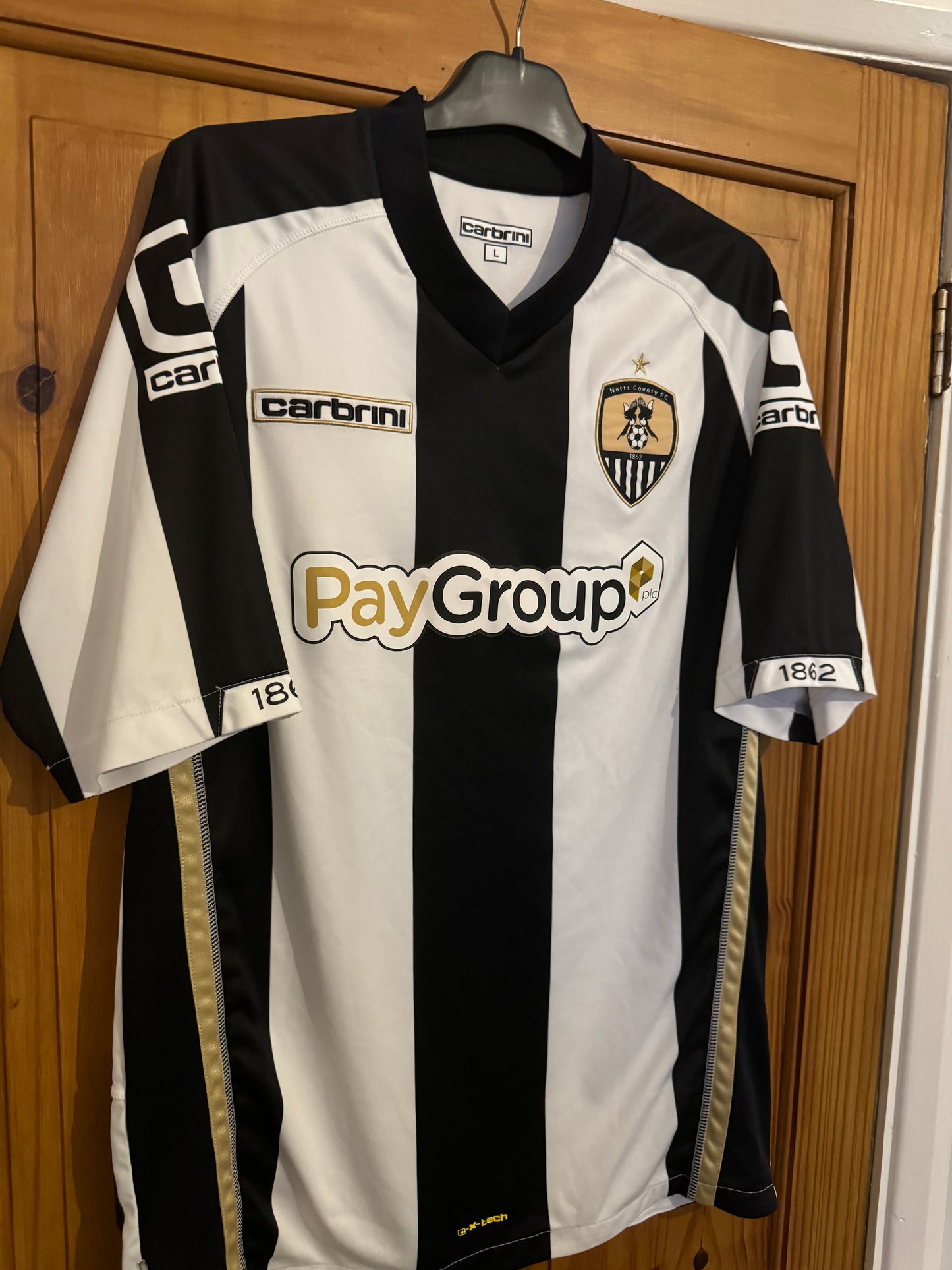 Notts County Football Shirt - 2014 / 2015 - Home - Large