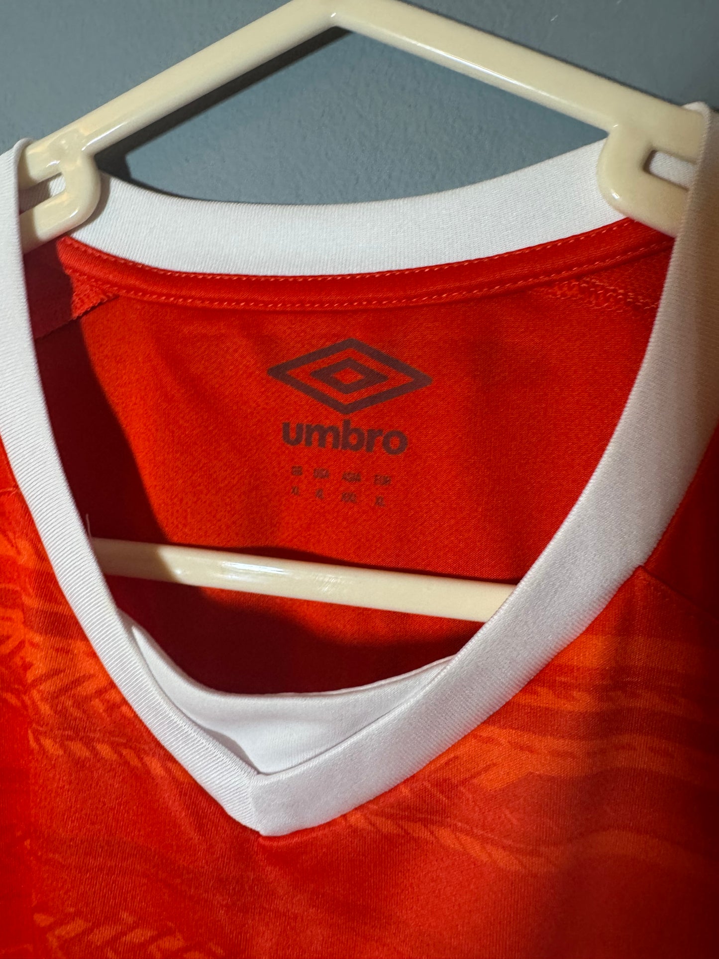 Luton Town Football Shirt - 2021 / 2022 - Home - XL