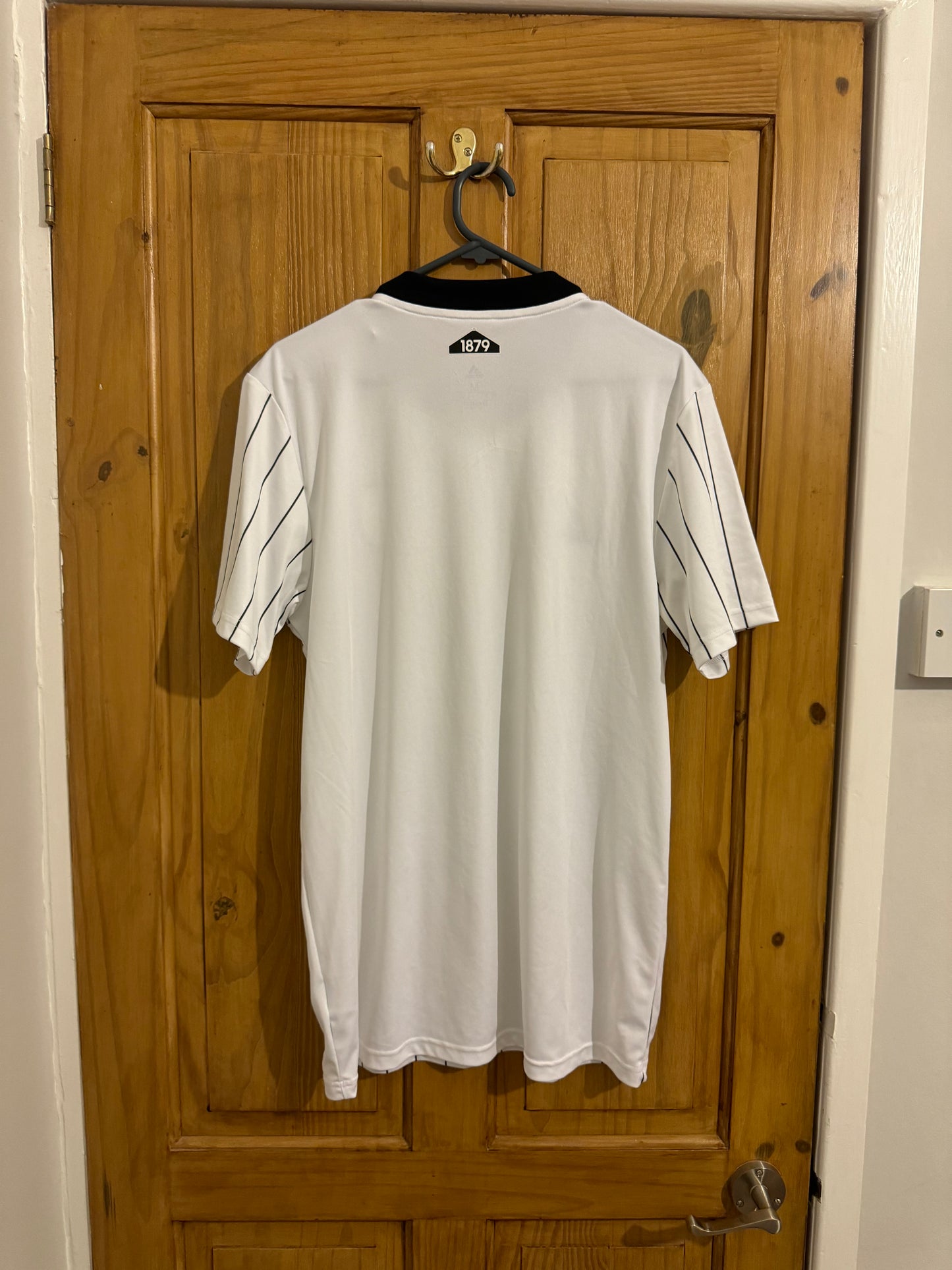 Fulham Football Shirt - 2021 / 2022 - Home - Medium