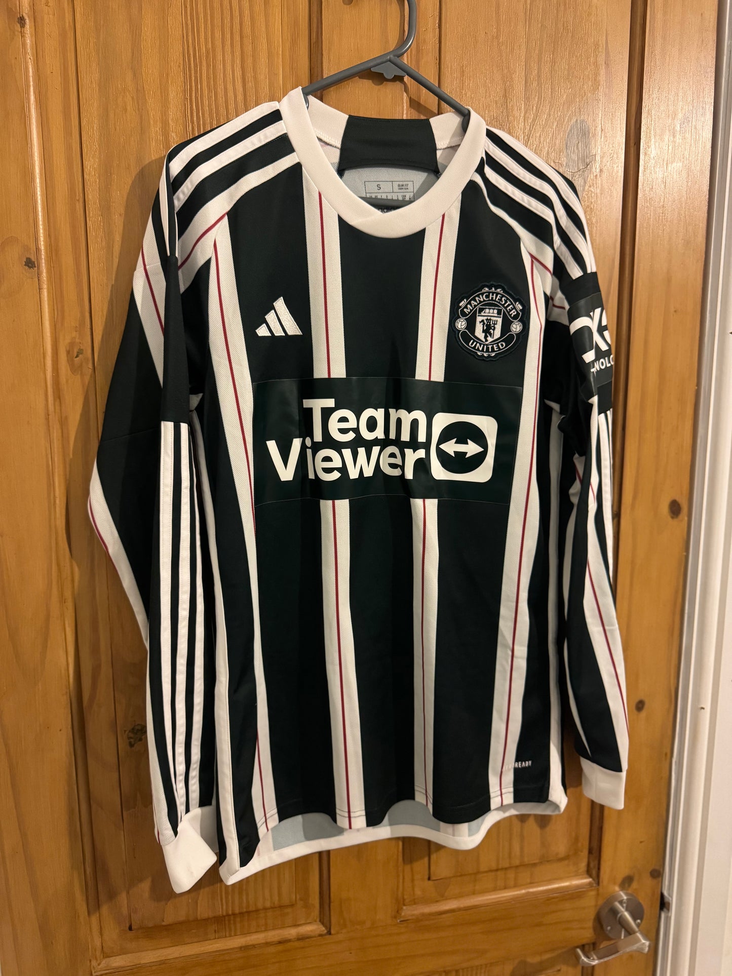 Manchester United Football Shirt - 2023 / 2024 - Away - Small - #10 Rashford - Long Sleeves
