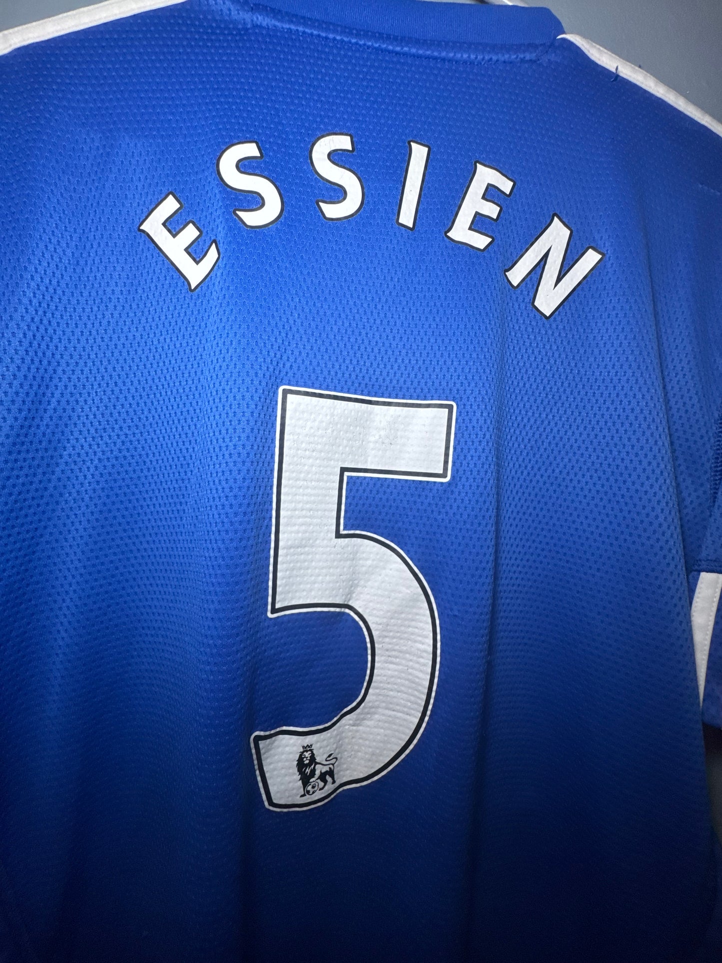 Chelsea Football Shirt - 2009 / 2010 - Home - Large - #5 Michael Essien