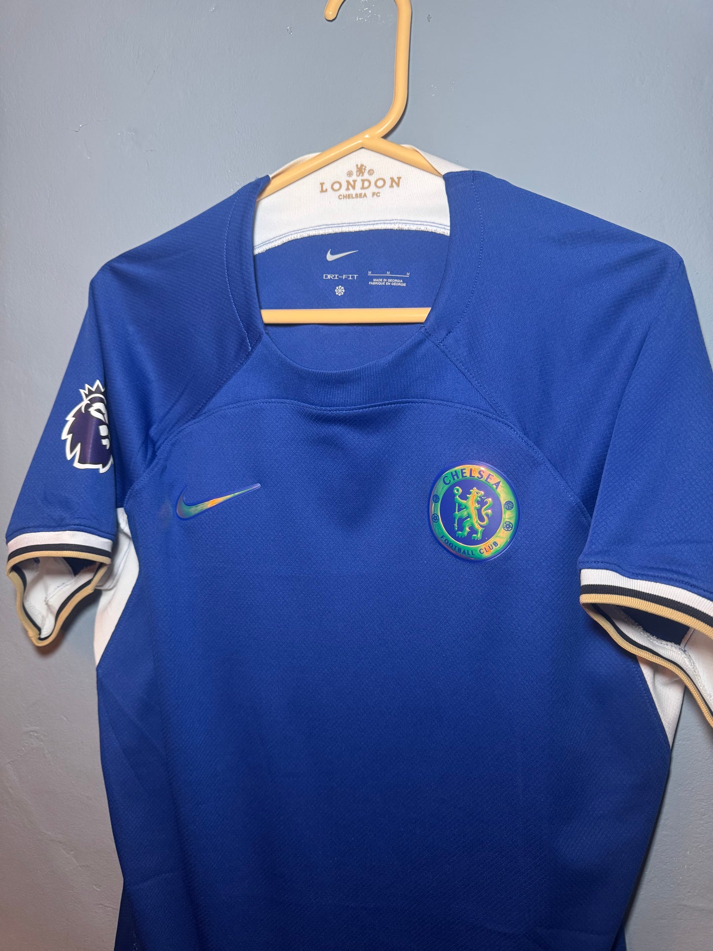 Chelsea Football Shirt - 2023 / 2024 - Home - Medium - #8 Enzo Fernandez