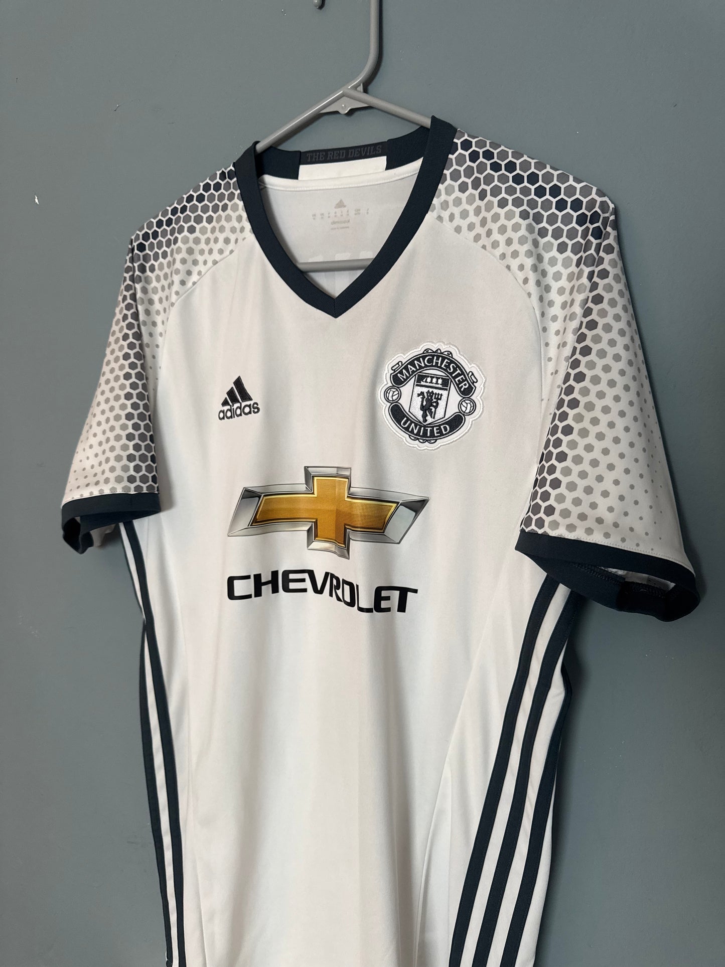 Manchester United Football Shirt - 2016 / 2017 - Third - Medium - #9 Ibrahimovic