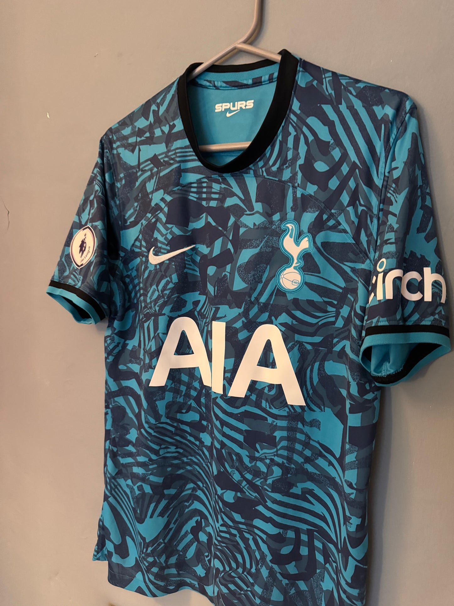 Tottenham Hotspur Football Shirt - 2022 / 2023 - Third - Medium - #7 Son